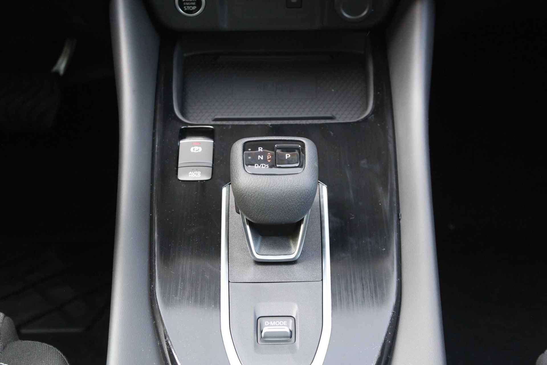 Nissan Qashqai 1.3 MHEV Xtronic Premiere Edition / PRIJS = RIJKLAAR! / Panoramadak | Head-Up Display | Digitaal Instrumentenpaneel | LED Matrix | Keyless Entry | Adapt. Cruise Control | 360° Camera | Dodehoek Detectie - 21/26
