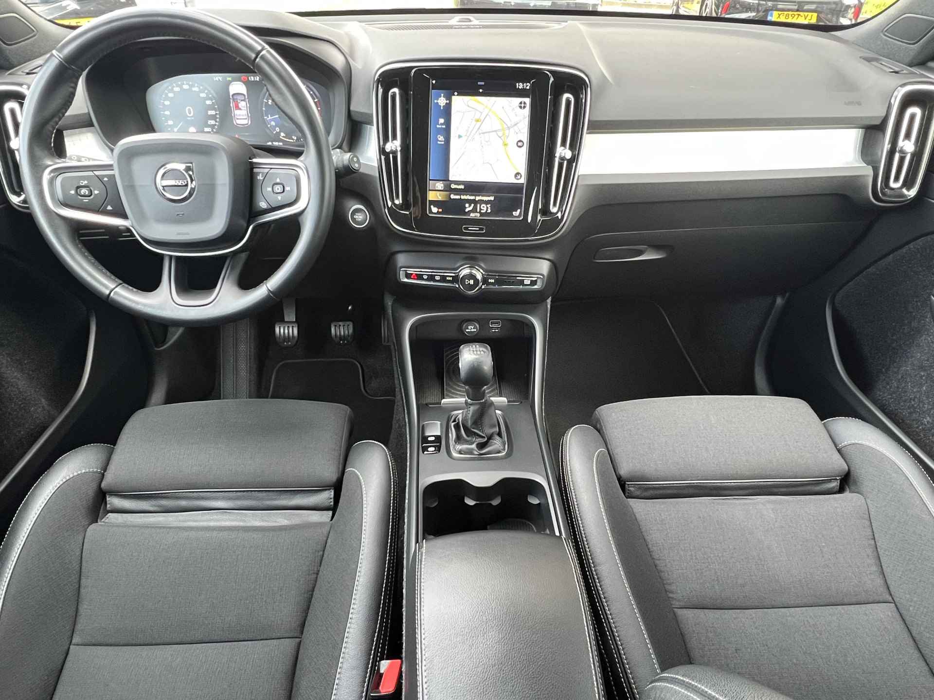 Volvo XC40 1.5 T3 Momentum Navigatie Camera Parkeersensoren v+a Led Koplampen Stoelverwarming Harman Kardon Audio Apple Carplay Android Auto Elek. Achterklep Blis - 9/48