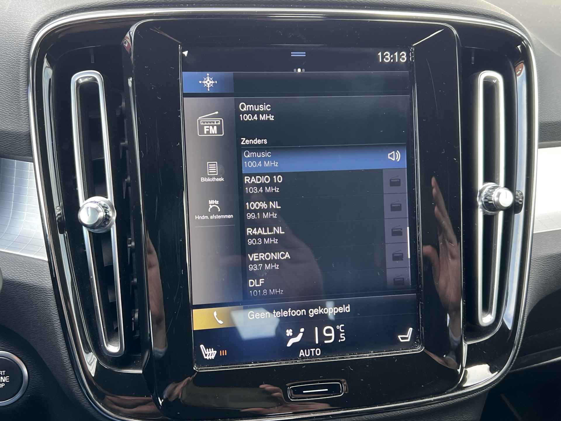 Volvo XC40 1.5 T3 Momentum Navigatie Camera Parkeersensoren v+a Led Koplampen Stoelverwarming Harman Kardon Audio Apple Carplay Android Auto Elek. Achterklep Blis - 17/48