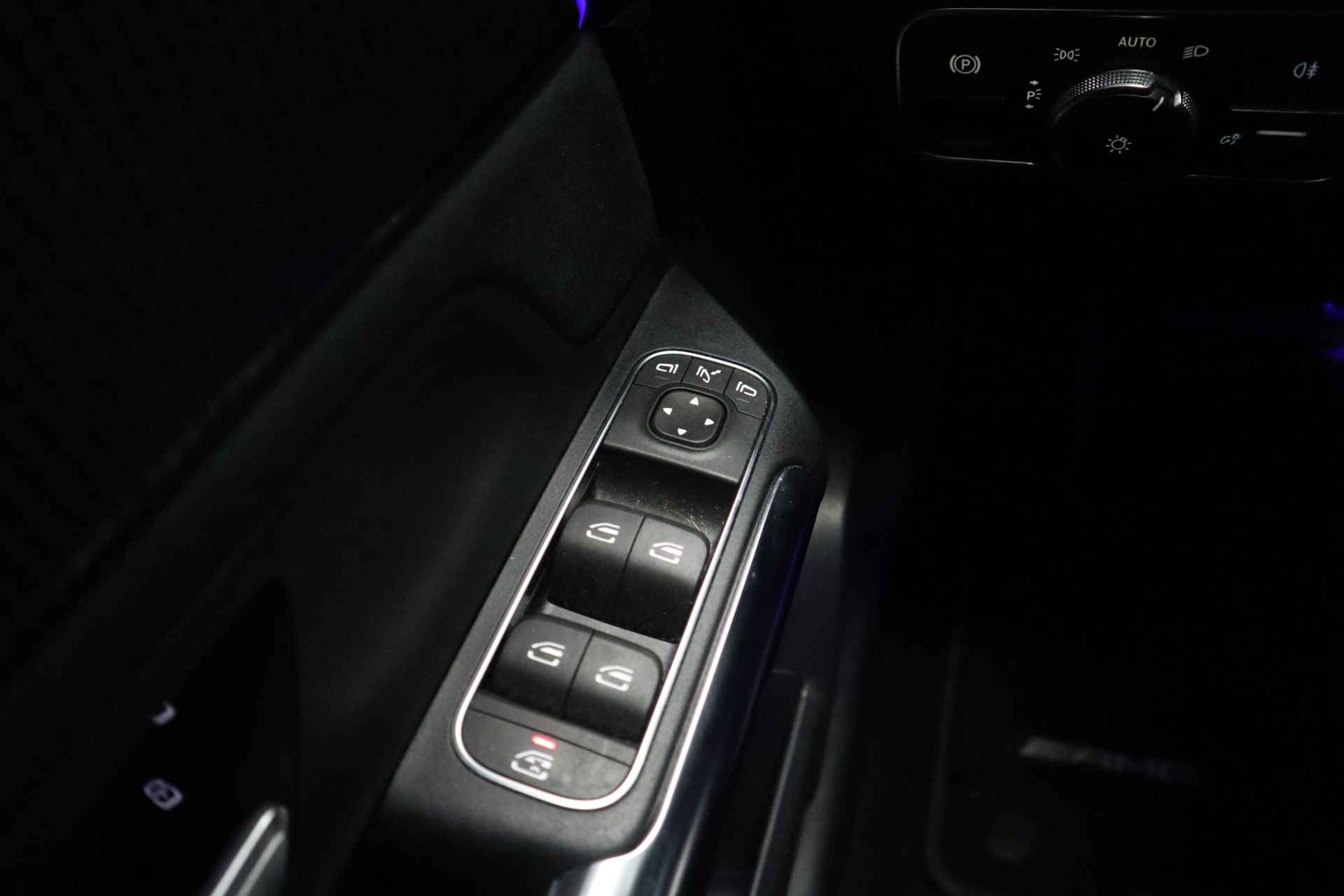 Mercedes-Benz EQA 250 Business Solution AMG 67 kWh VCP Navigatie El achter klep. - 22/25