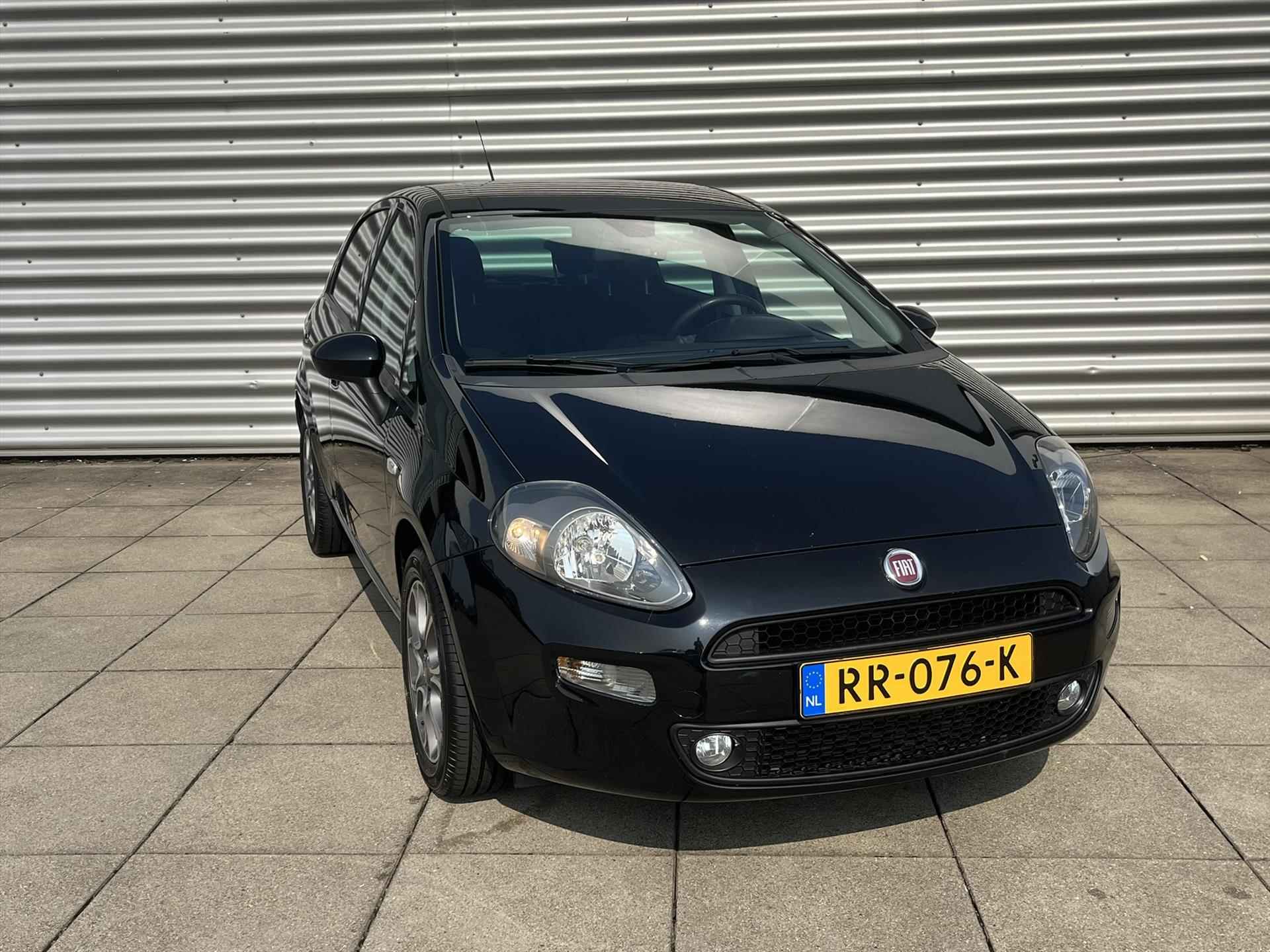 FIAT Punto 0.9 TwinAir Turbo 100pk 5d Lounge | Navigatie | Cruise Control | Climate Control - 2/27