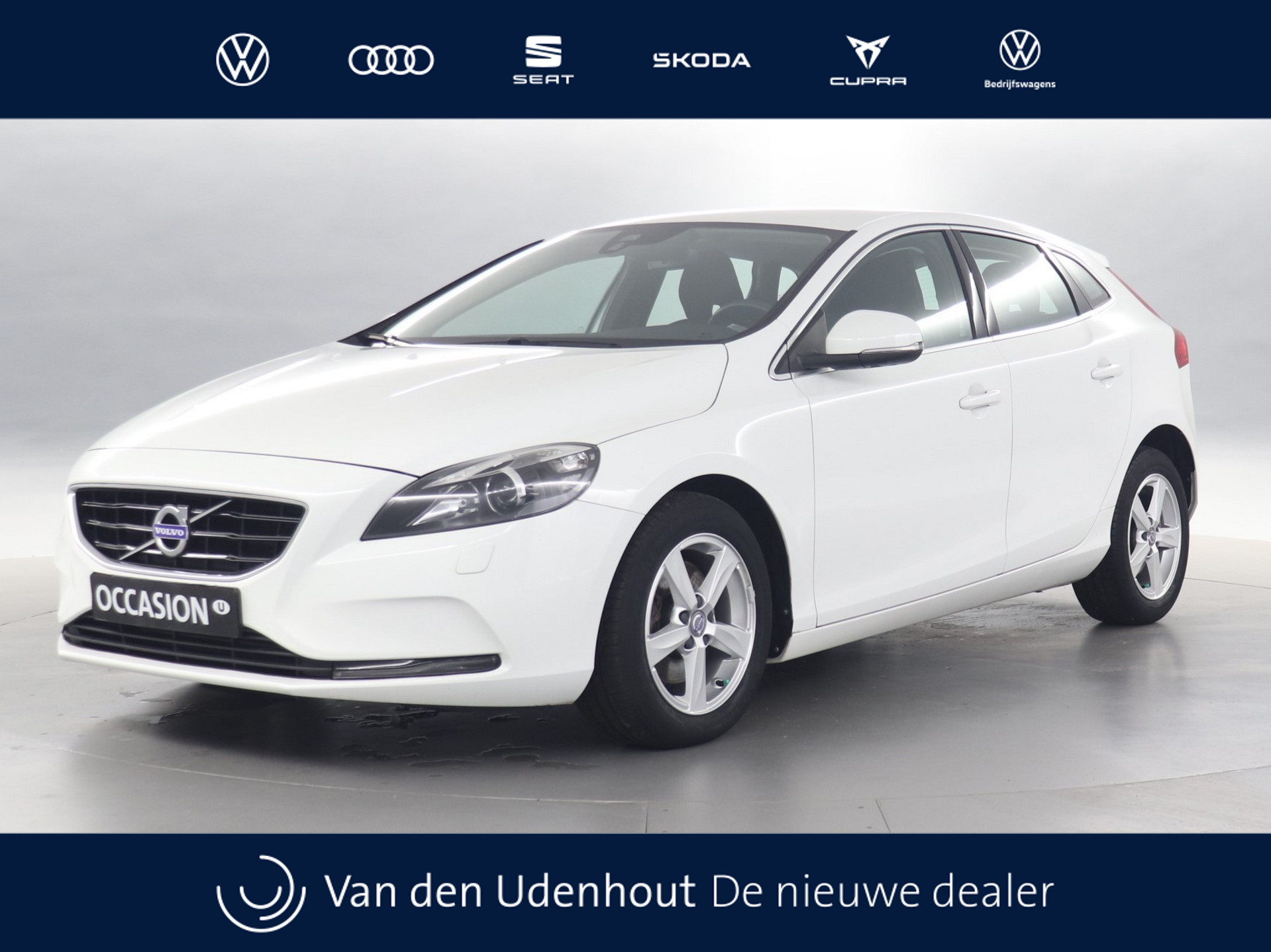 Volvo V40 2.0 T2 122pk Nordic+ / Navigatie / Xenon