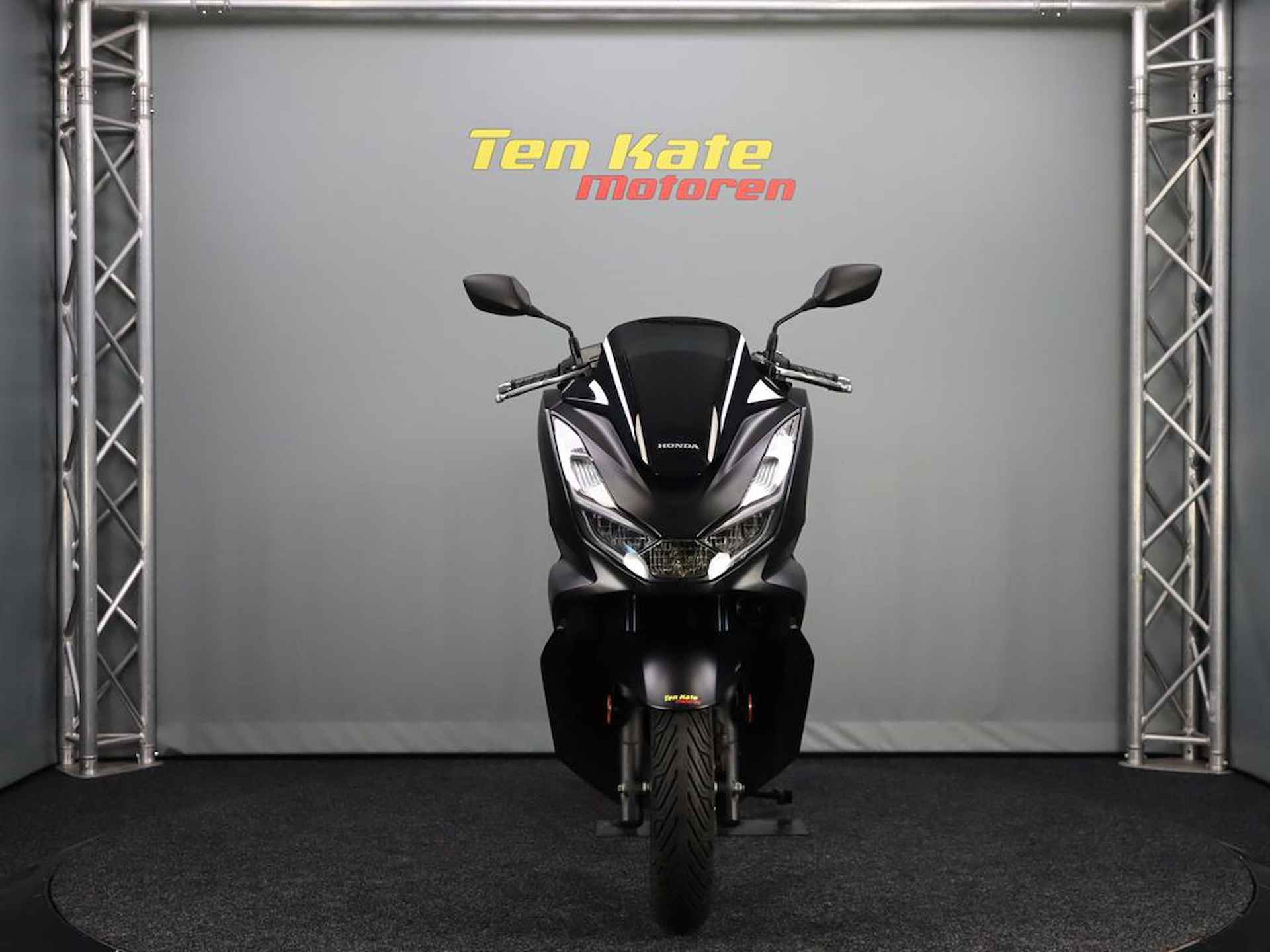 Honda PCX 125 - 5/12