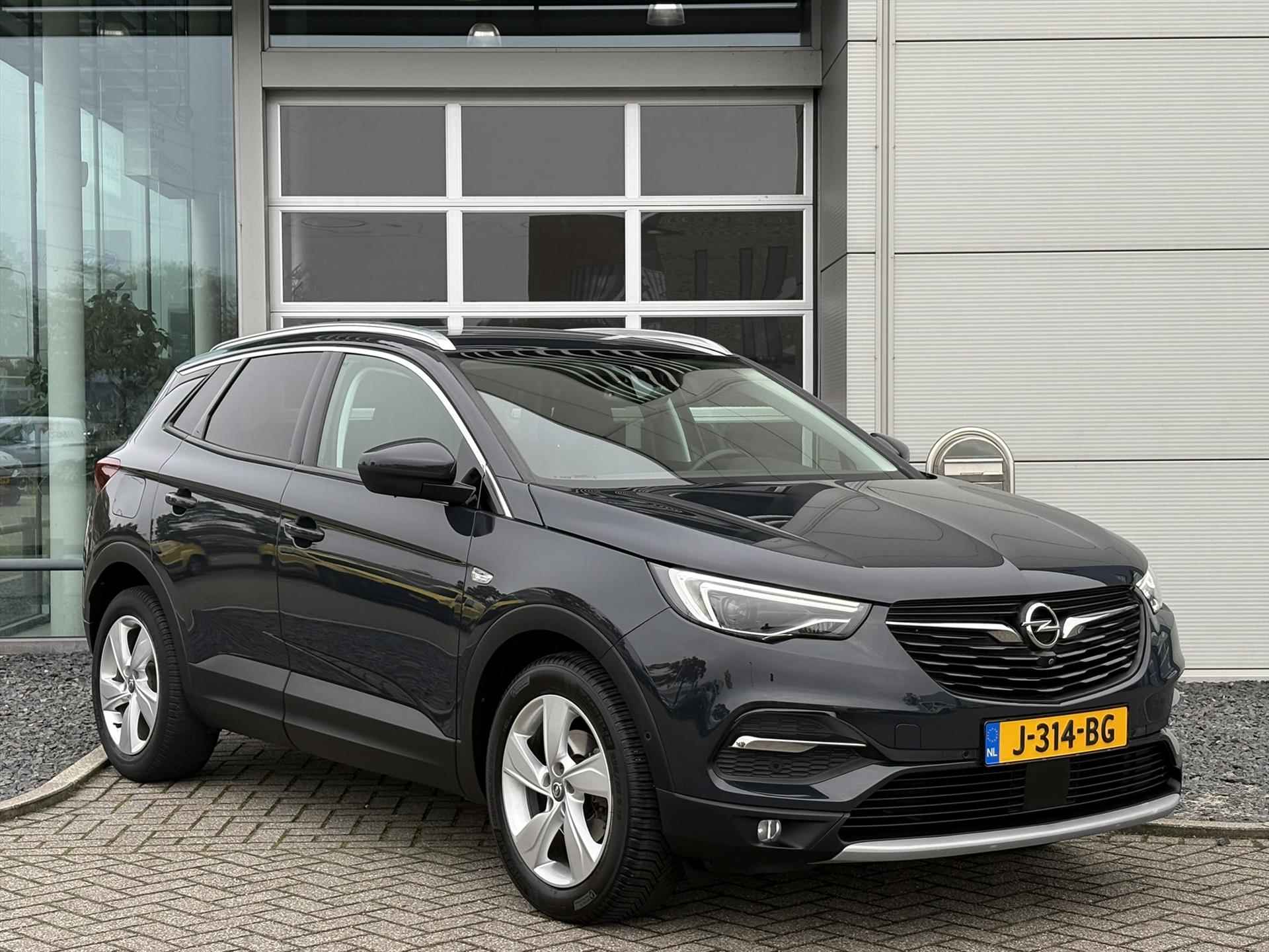 OPEL Grandland X 1.2 Turbo 130pk Ultimate | Afneembare Trekhaak | Navigatie | Cruise Control | 360º Camera | PDC Voor & Achter | Lederen Bekleding | - 3/38