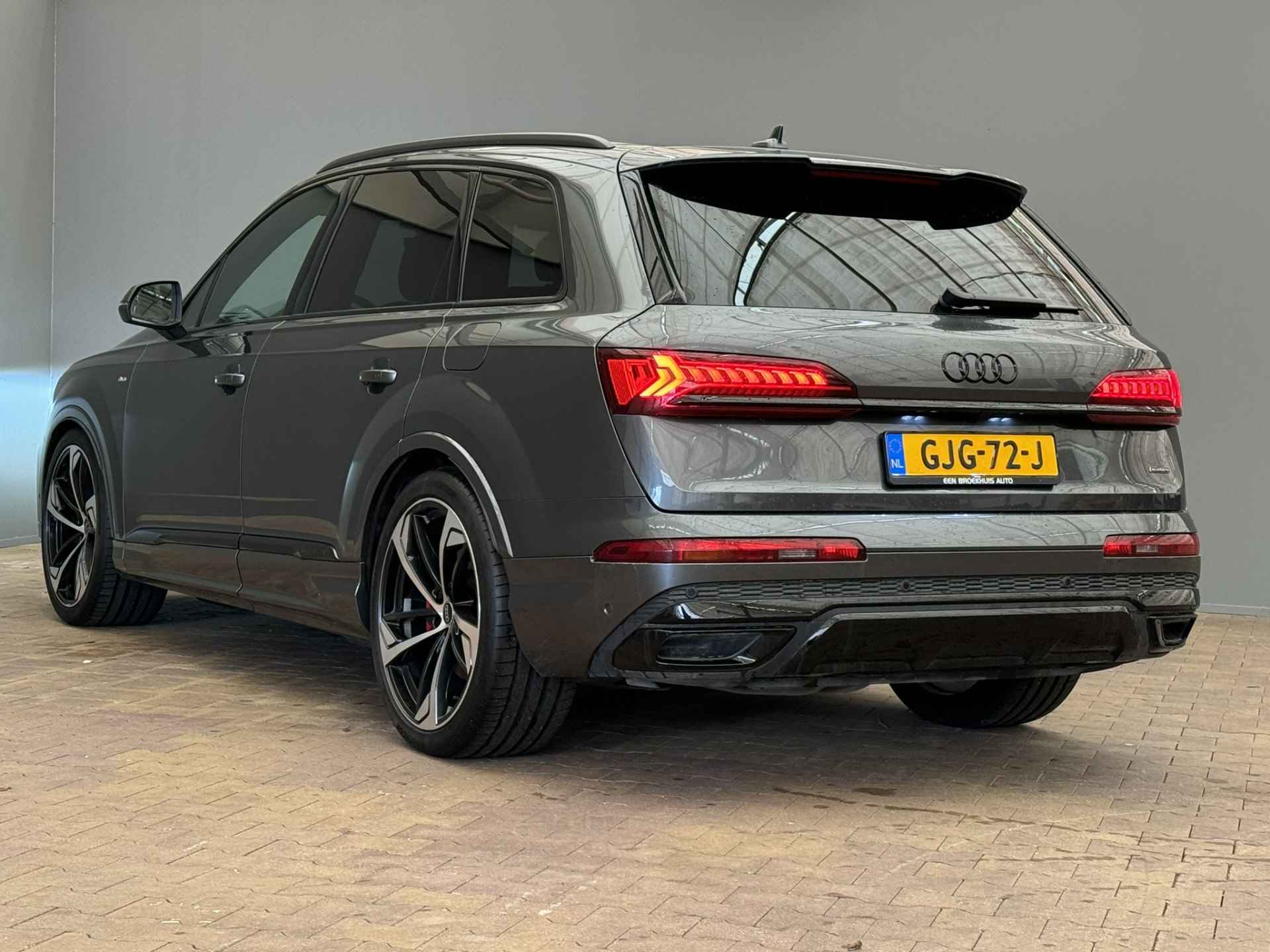 Audi Q7 60 TFSI e quattro 476PK Pro Line S Competition | Stoelventilatie | 22" Lichtmetaal | Luchtvering | E Leder/Alcantara | Virtueel Cockpit | Camera | Trekhaak (3500KG) Wegklapbaar |  Carplay | Elek. Achterklep - 9/41