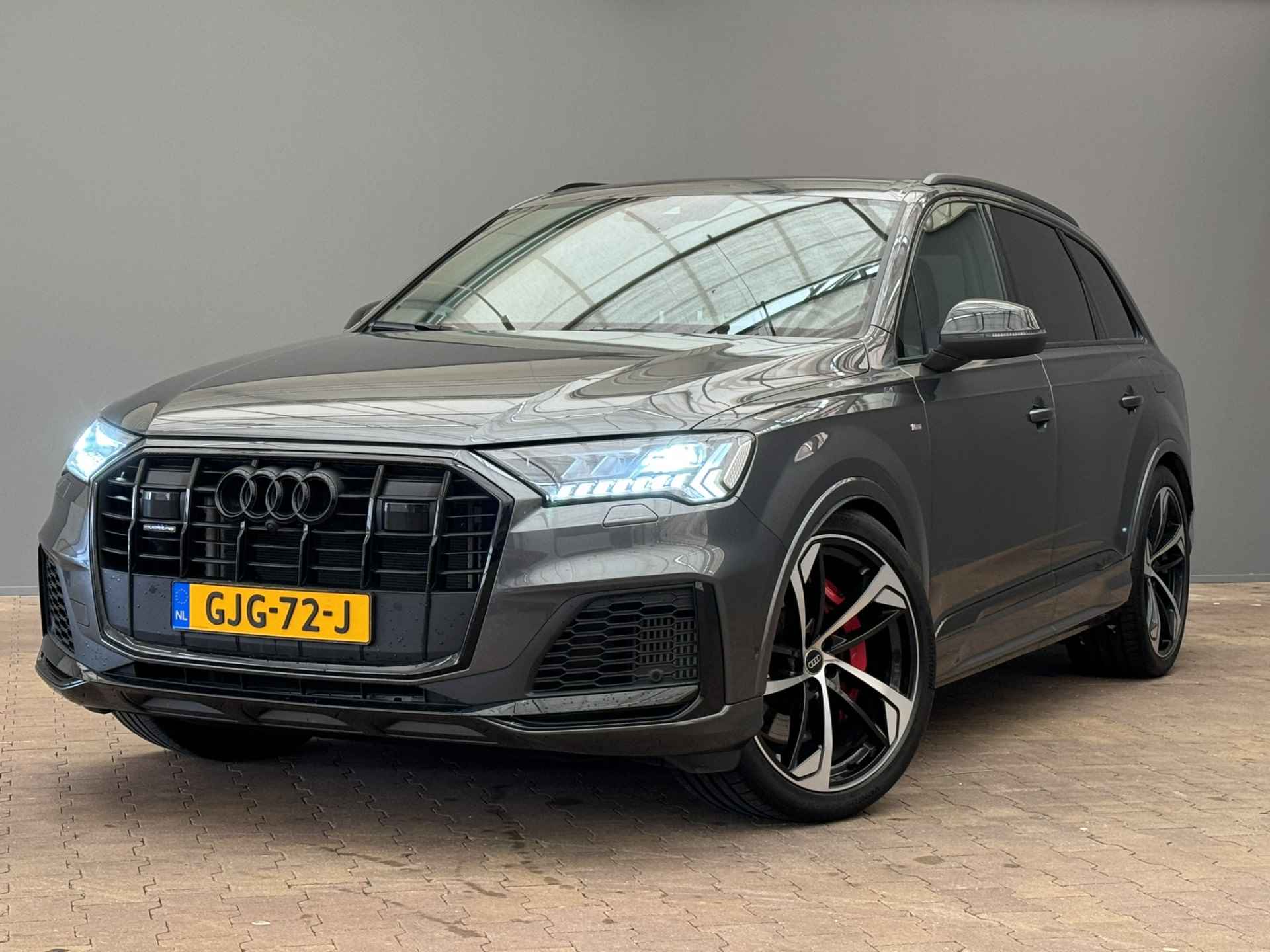 Audi Q7 60 TFSI e quattro 476PK Pro Line S Competition | Stoelventilatie | 22" Lichtmetaal | Luchtvering | E Leder/Alcantara | Virtueel Cockpit | Camera | Trekhaak (3500KG) Wegklapbaar |  Carplay | Elek. Achterklep - 31/41