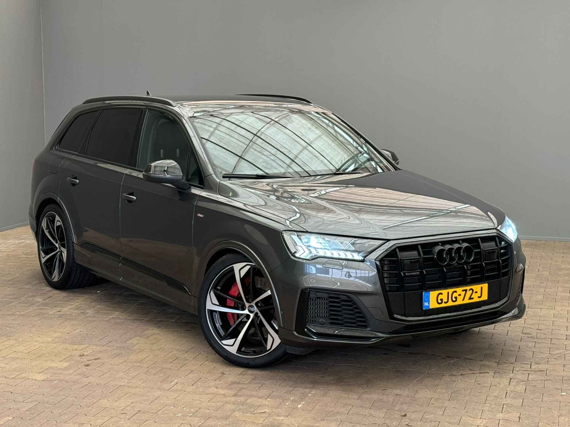 Audi Q7 60 TFSI e quattro 476PK Pro Line S Competition | Stoelventilatie | 22" Lichtmetaal | Luchtvering | E Leder/Alcantara | Virtueel Cockpit | Camera | Trekhaak (3500KG) Wegklapbaar |  Carplay | Elek. Achterklep - 34/41