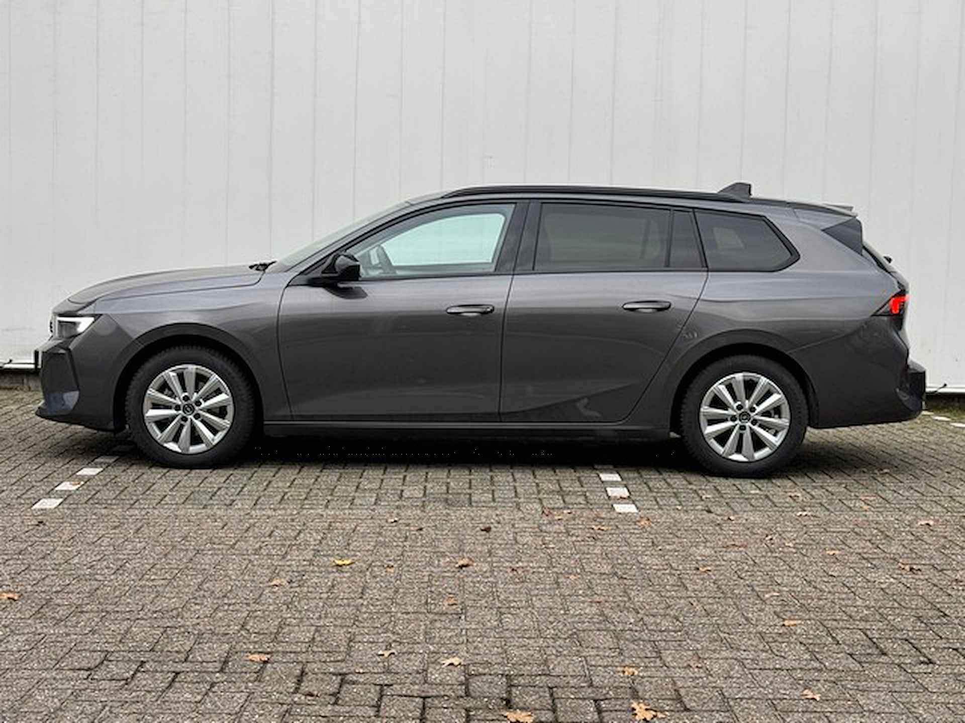 Opel Astra Sports Tourer 1.2 Turbo Business Edition met Navi/Camera, Winterpakket, All Season - 3/21