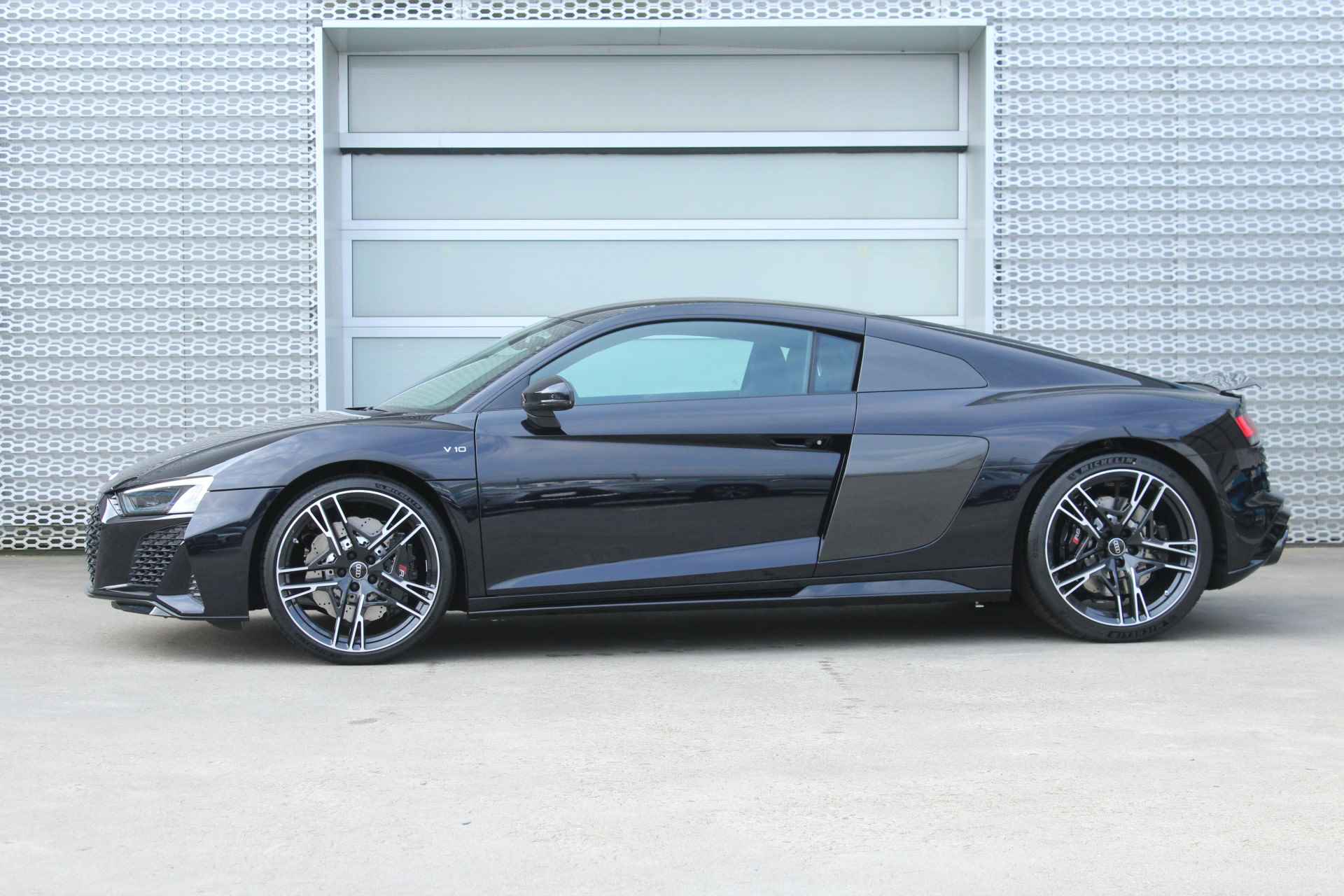 Audi R8 Coupe R8 Coupe 5.2 419 kW / 570 pk FSI Coupe 7 versn. S-tronic - 2/61