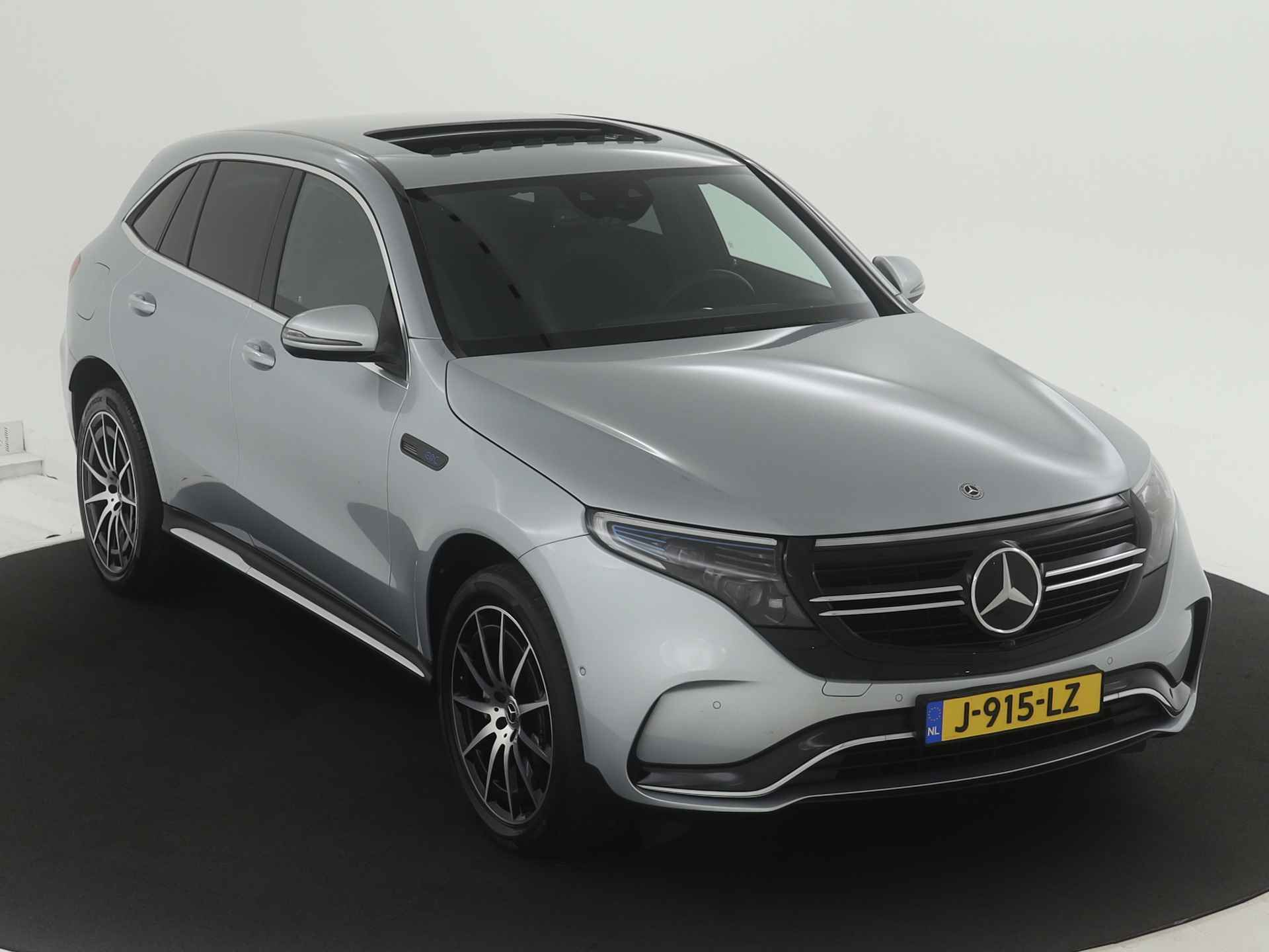 Mercedes-Benz EQC 400 4MATIC Business Solution AMG 80 kWh | Schuifdak | Distronic | DAB | Keyless go | Inclusief 24 MB Premium Certified garantie voor Europa. - 28/44