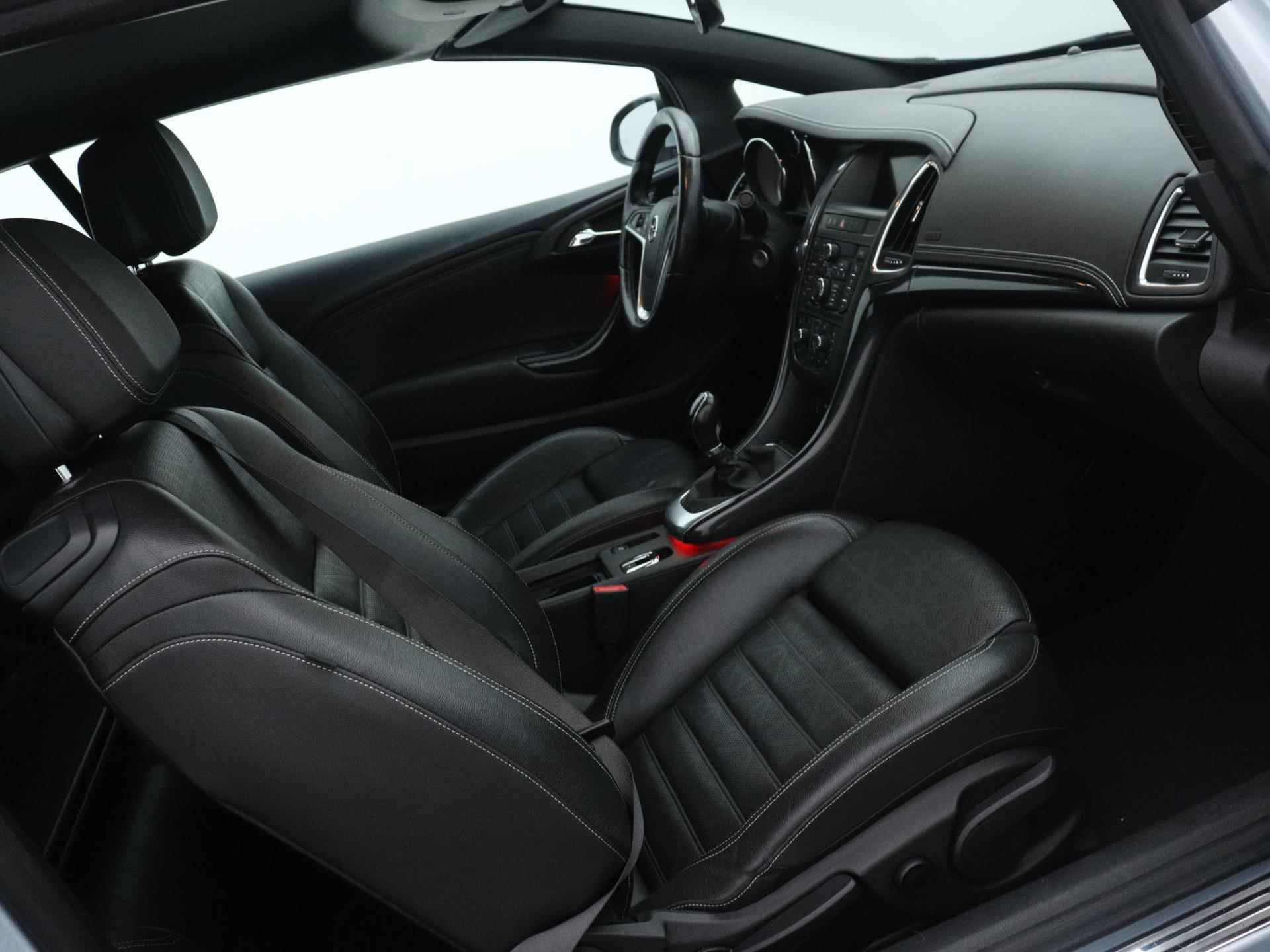 Opel Cascada 1.4 Turbo ecoFLEX Innovation zwart leder, stoel en stuurverwarming, windscherm - 5/22