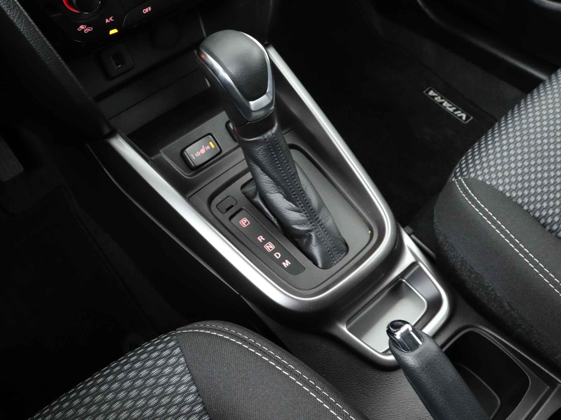 Suzuki Vitara 1.5 Hybrid Select | Navigatie | Stoelverwarming | Parkeercamera | - 11/38