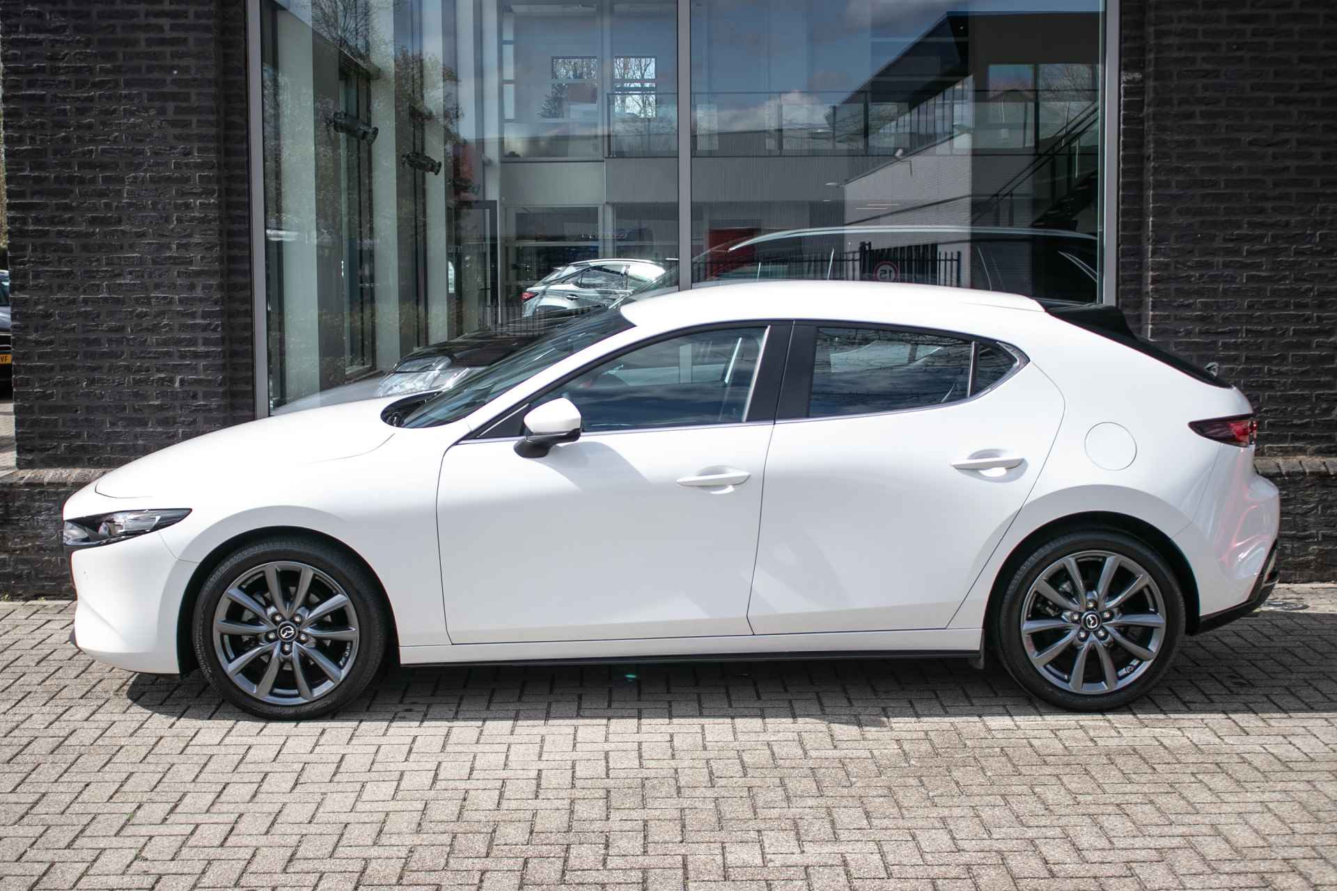 Mazda 3 2.0 E-SkyActiv-G 150 Sportive - All-in rijklrprs | Navi | Stoel/stuurverw. | parkeercamera | LED - 2/40