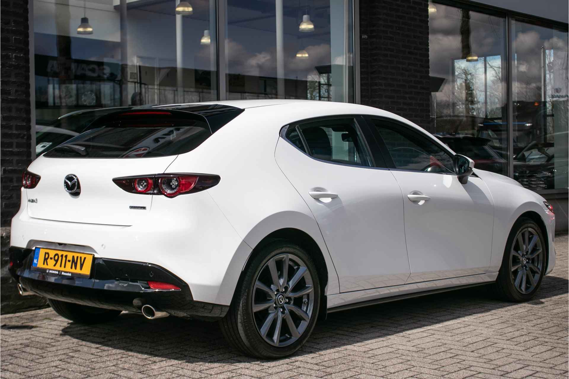 Mazda 3 2.0 E-SkyActiv-G 150 Sportive - All-in rijklrprs | Navi | Stoel/stuurverw. | parkeercamera | LED - 3/40