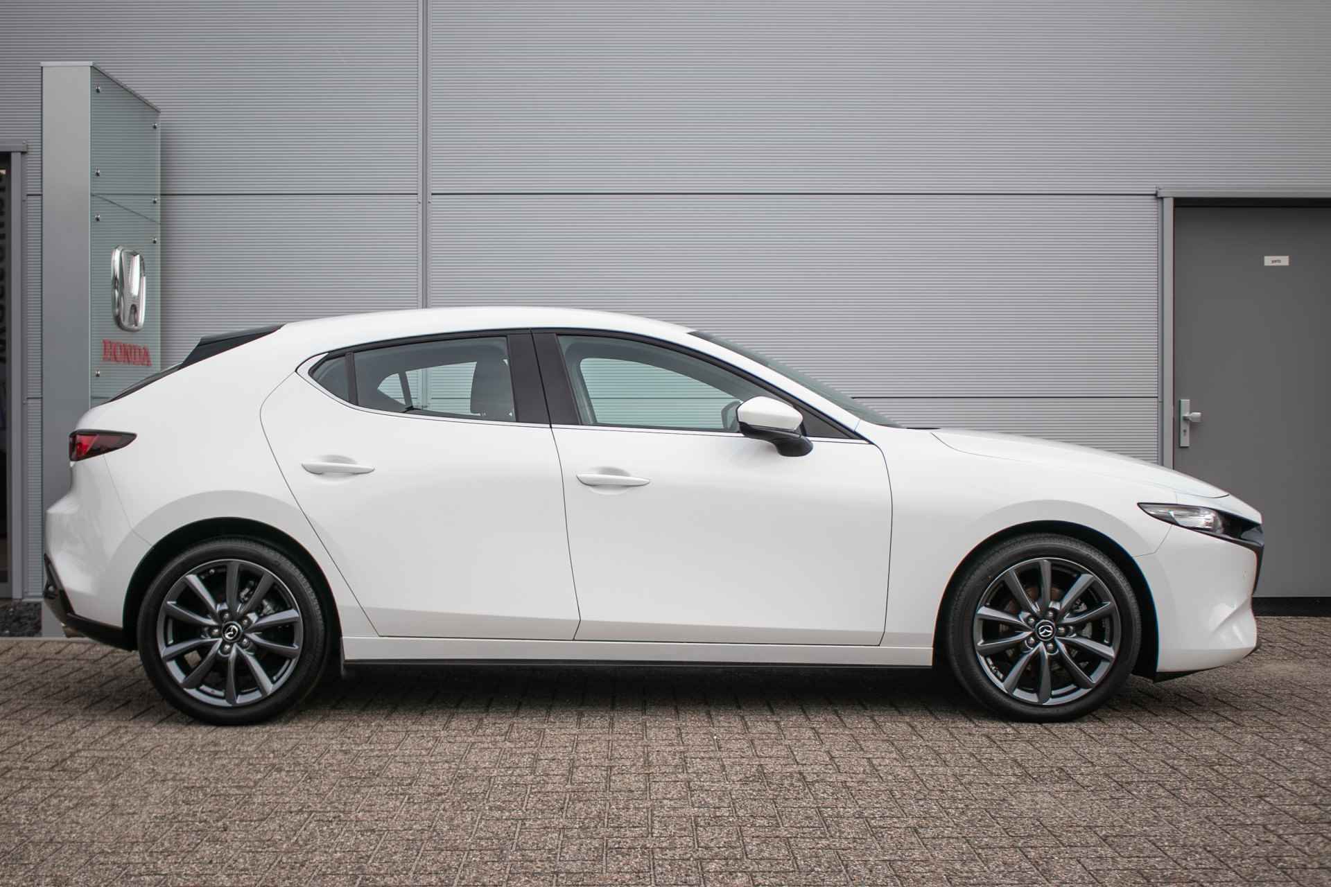 Mazda 3 2.0 E-SkyActiv-G 150 Sportive - All-in rijklrprs | Navi | Stoel/stuurverw. | parkeercamera | LED - 2/41