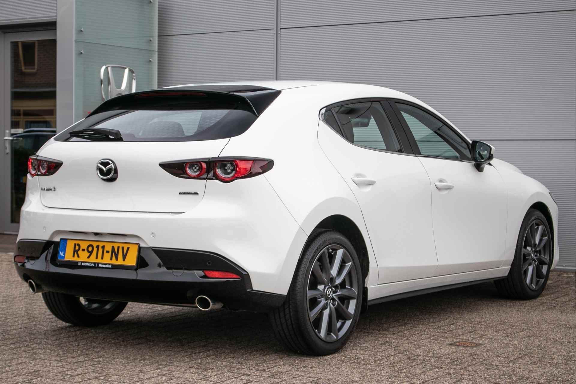 Mazda 3 2.0 E-SkyActiv-G 150 Sportive - All-in rijklrprs | Navi | Stoel/stuurverw. | parkeercamera | LED - 3/41