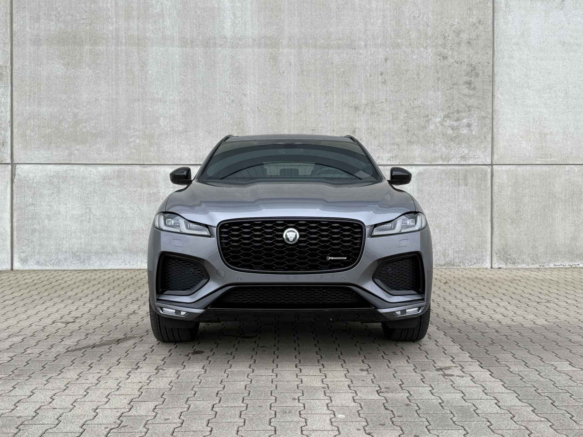 Jaguar F-Pace 2.0 P400e PHEV R-Dynamic SE - 6/36