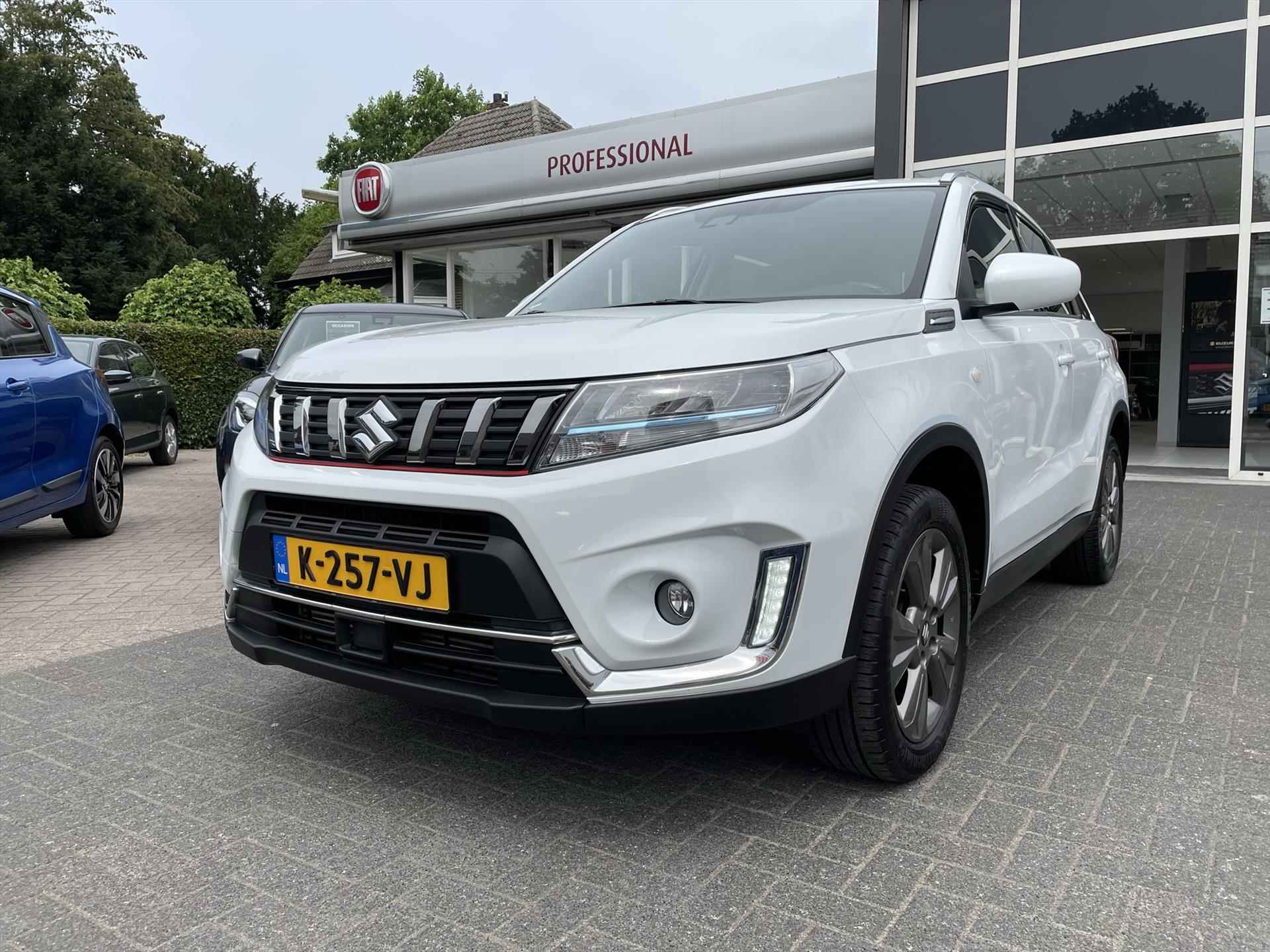 Suzuki Vitara 1.4 Boosterjet 129pk Smart Hybrid Select | Trekhaak | Navi | - 4/45