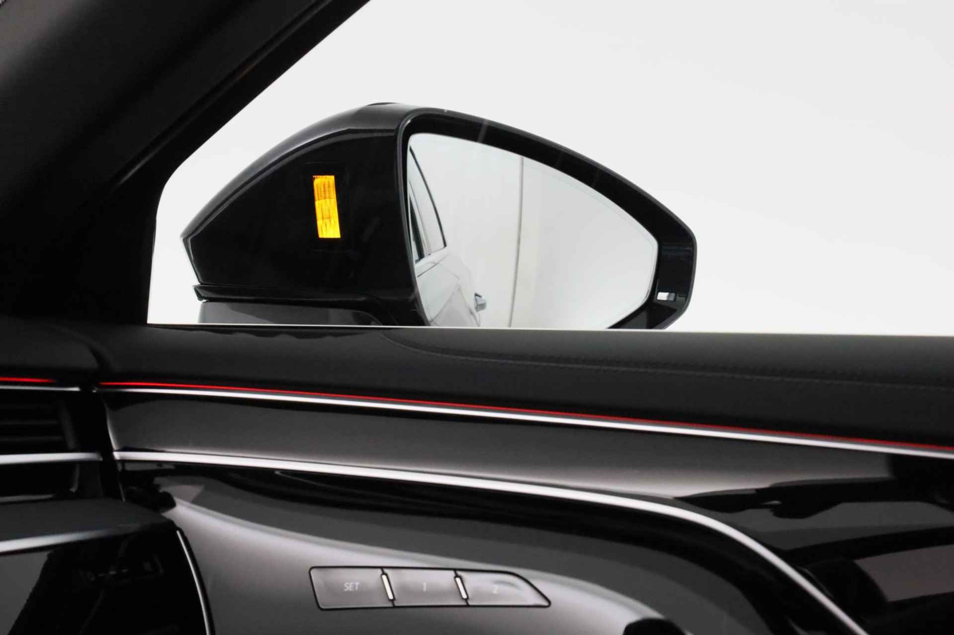 Audi A8 Limousine 60 TFSI e quattro 462PK | Adaptive air suspension | Panoramadak | Stoelventilatie/massage | - 30/54