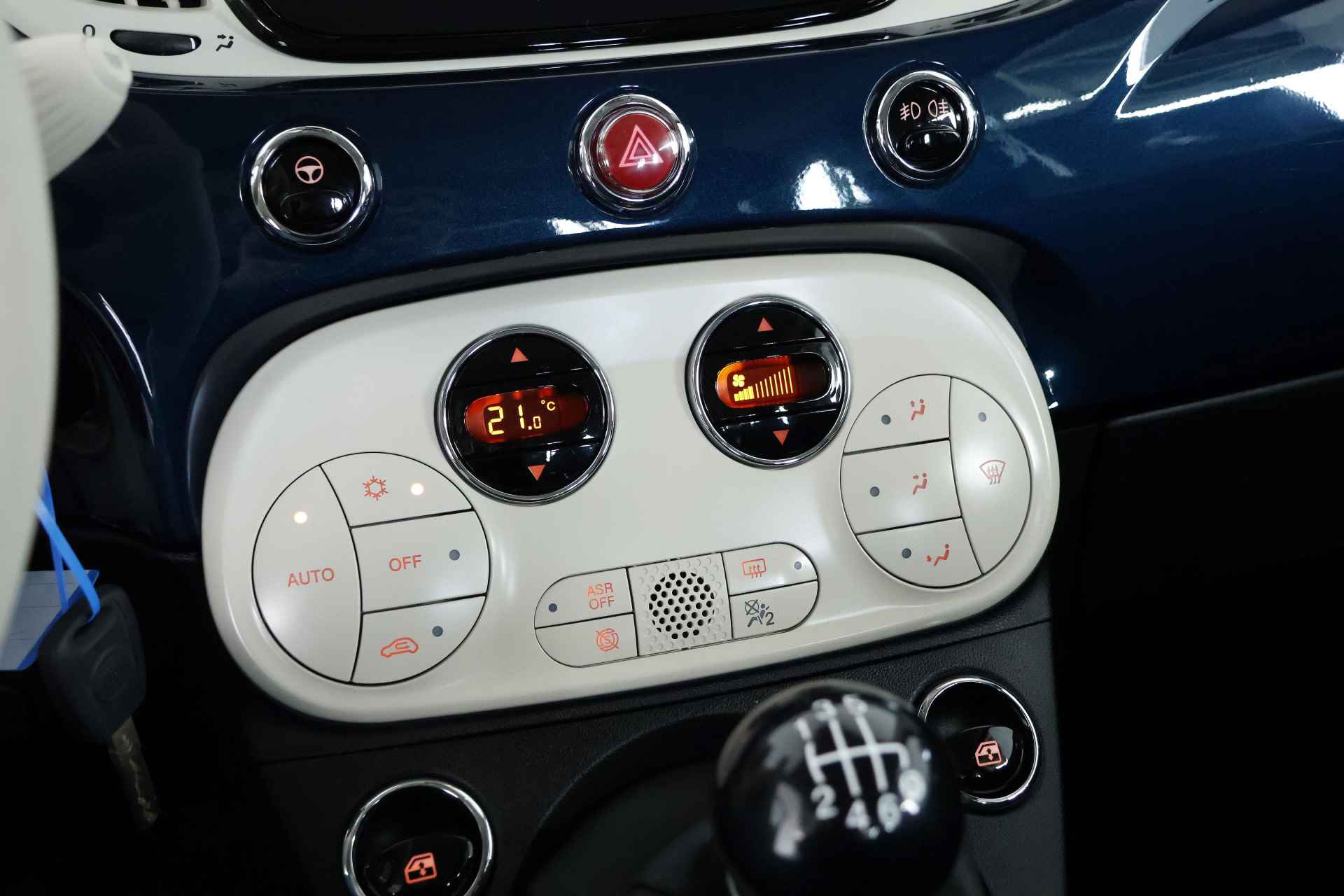 Fiat 500 1.0 Hybrid / Navigatie / Cruisecontrol / Allseason / Bluetooth - 13/22