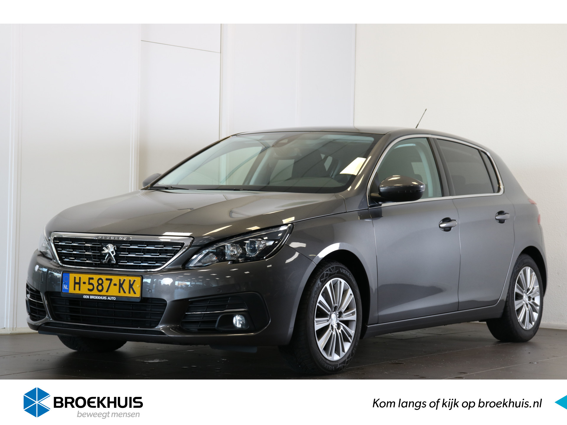 Peugeot 308 1.2 PureTech Blue Lease Premium | Navi | Panoramadak | Camera Achter | Apple Carplay | L.M.V.16" |