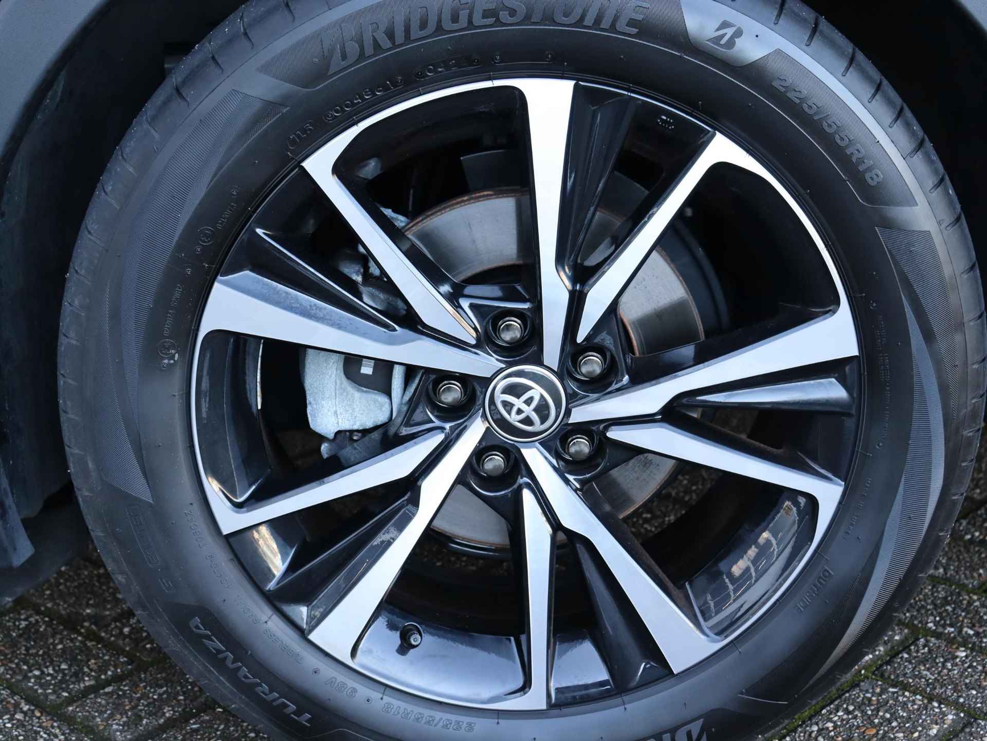 Toyota C-HR 1.8 Hybrid 140 First Edition, 360 Camera Toyota C-HR 1.8 Hybrid 140 First Edition - 15/35