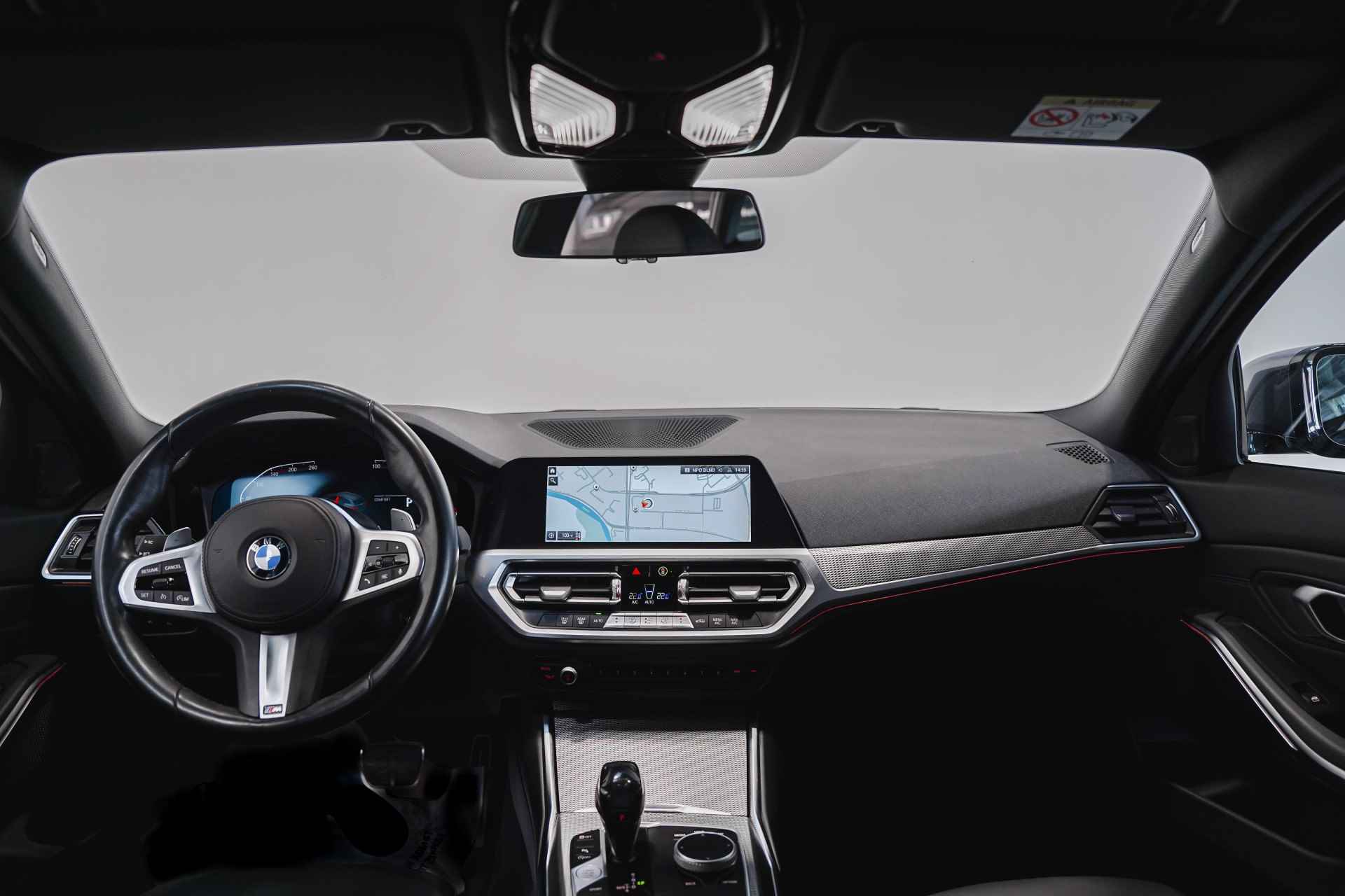 BMW 3 Serie Touring 318i Executive M Sportpakket Aut. - 3/31