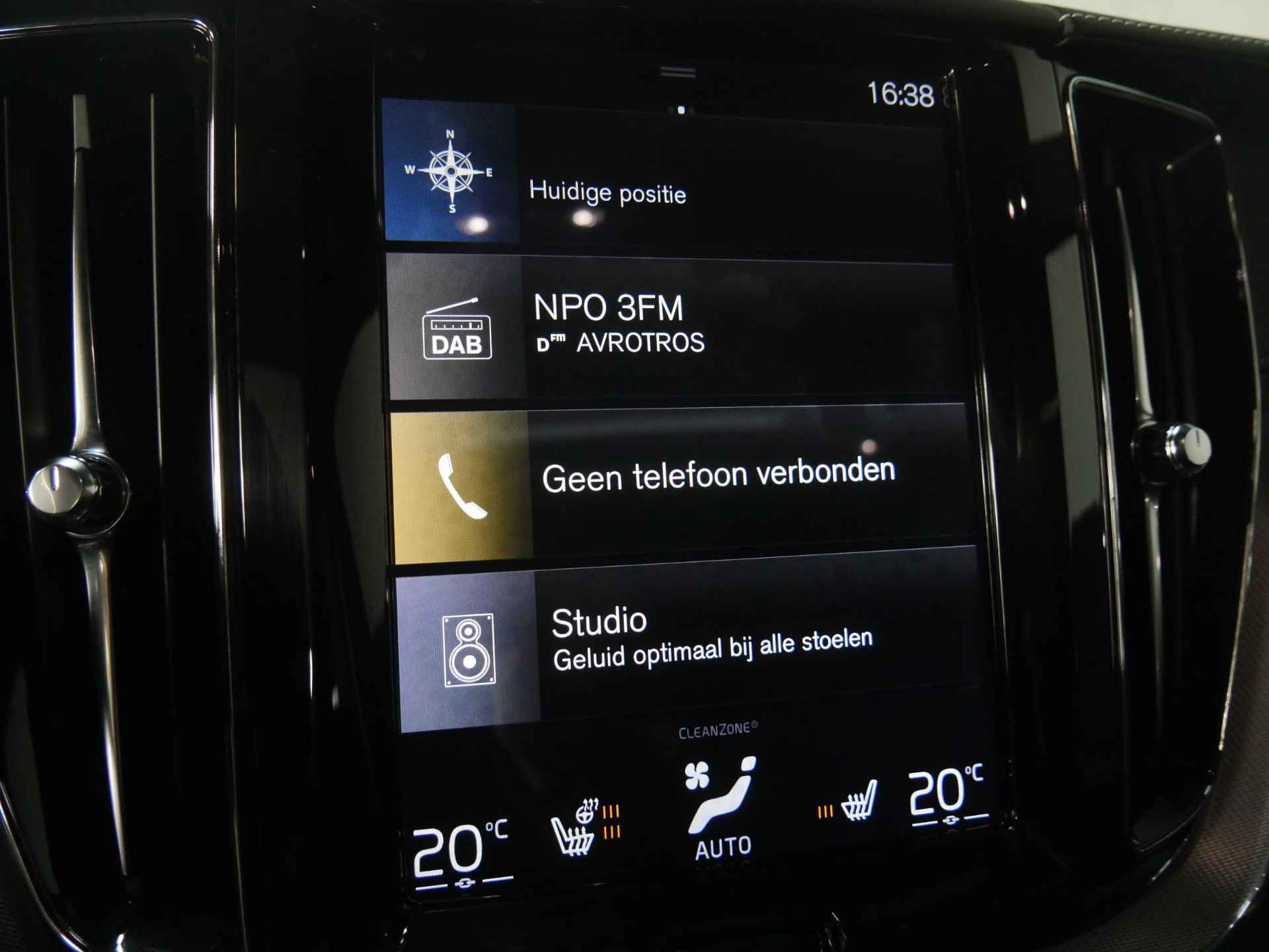 Volvo XC60 T8 AUT8 406PK AWD Polestar Engineered, Bowers & Wilkins Audio, Adaptieve Cruise Control, Dodehoekdetectie Met Correctie, Keyless Entry, Adaptieve Koplampen, 360 Graden Camera, Getint Glas Achter, Head-Up Display - 40/53