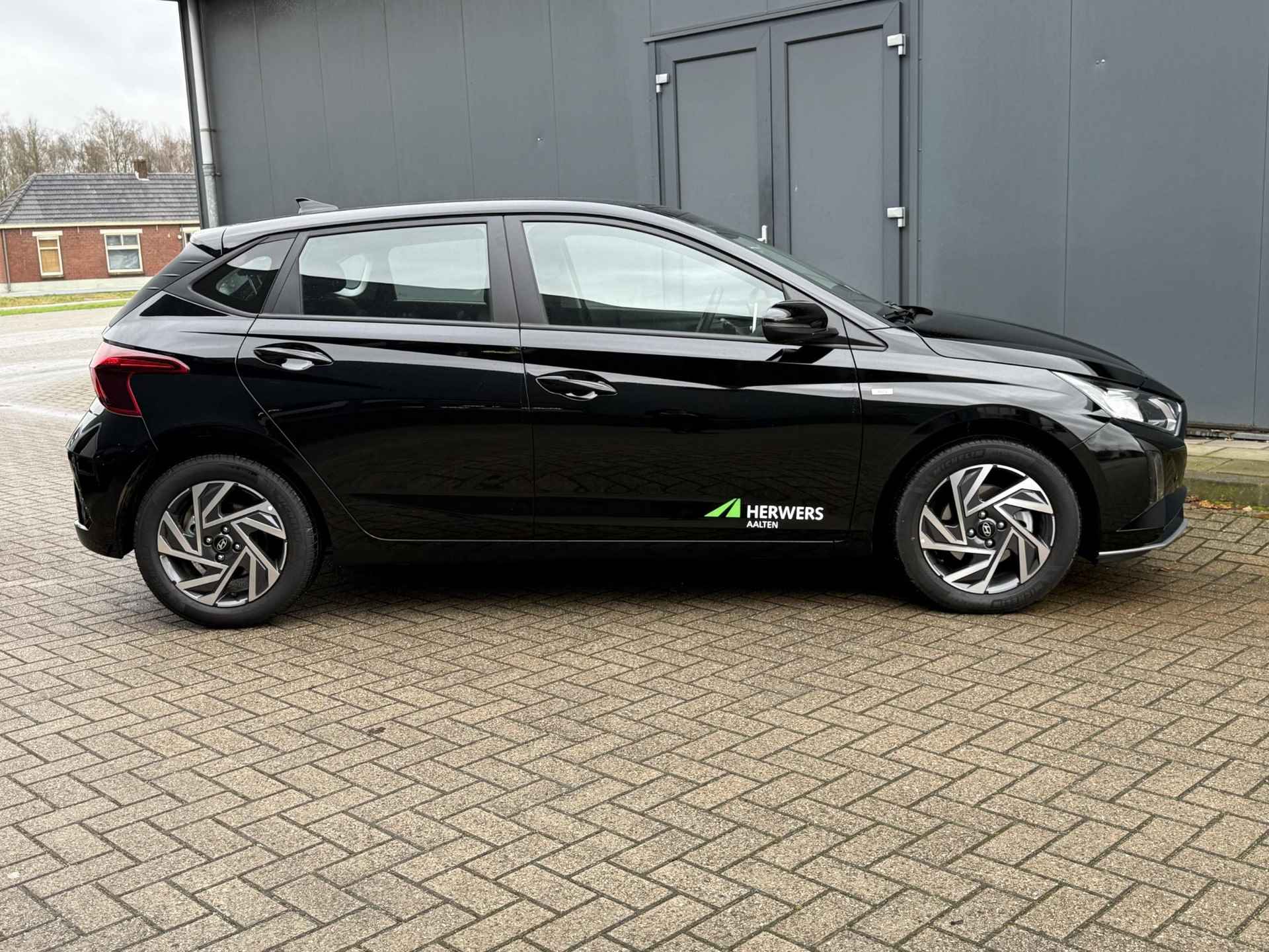 Hyundai i20 1.0 T-GDI Comfort Automaat / Navigatie (Apple&Android Carplay) / Airco / Cruise Control / LMV / Camera / DAB - 17/32