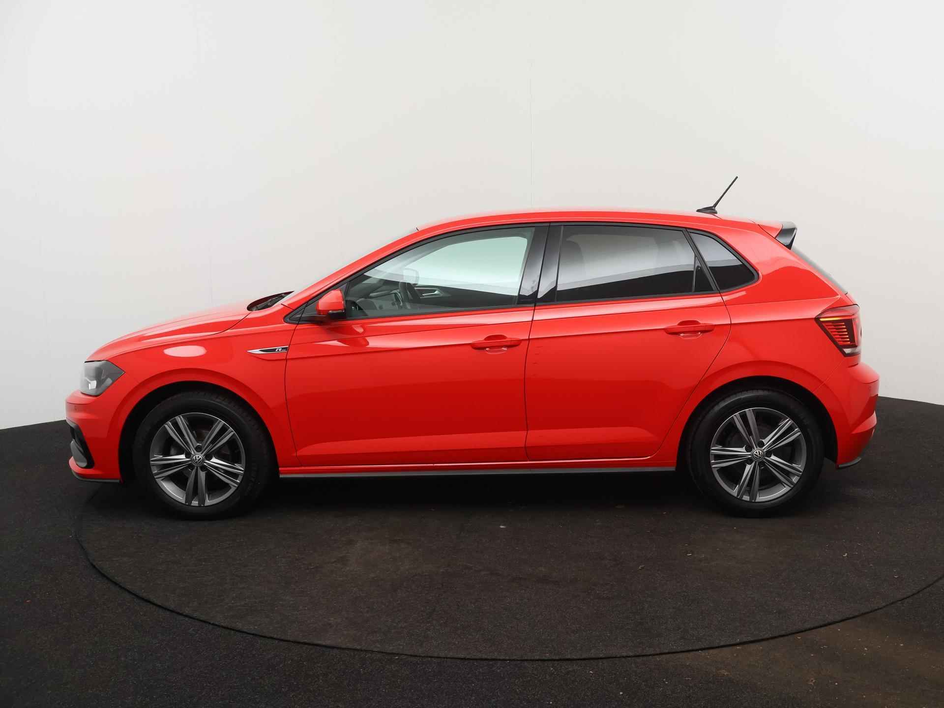 Volkswagen Polo 1.0 TSI Highline Business R 95 PK | R-Line | Navigatie | Achteruitrijcamera| Climatronic | Digital Cockpit | Stoelverwarming | Keyless | Apple Carplay | Android Auto | Adaptive Cruise Control | LED dagrijverlichting | - 3/19