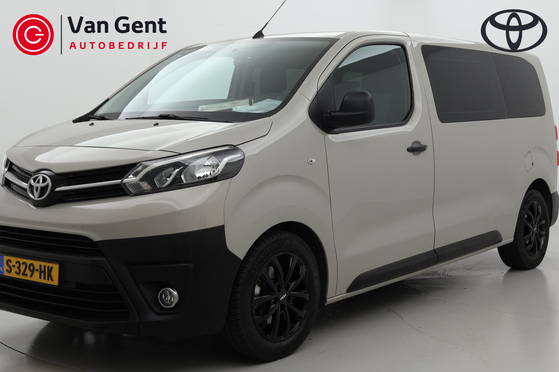 Toyota Proace Shuttle 2.0 D-4D Comfort 9p