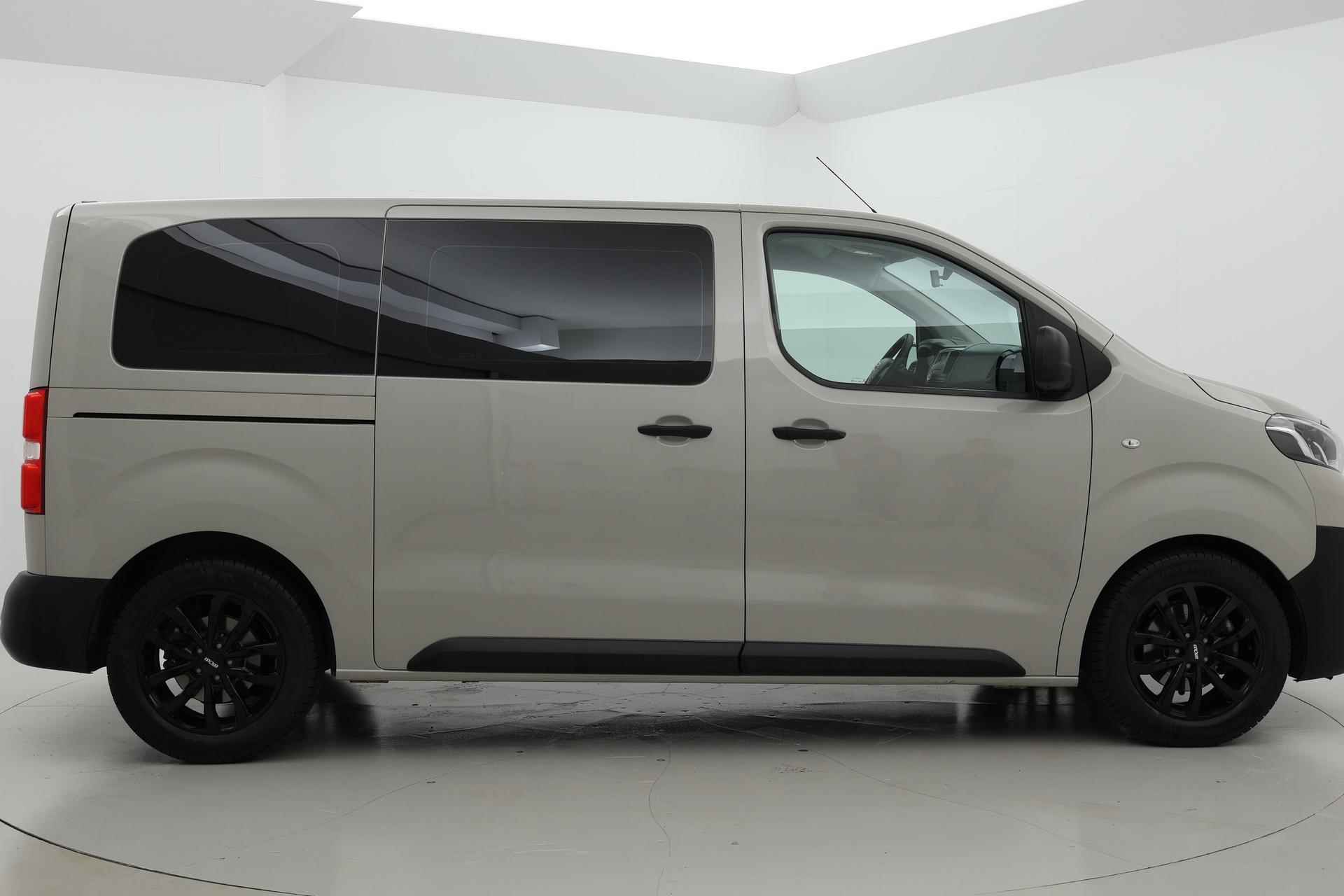 Toyota Proace Shuttle 2.0 D-4D Comfort 9p - 4/9