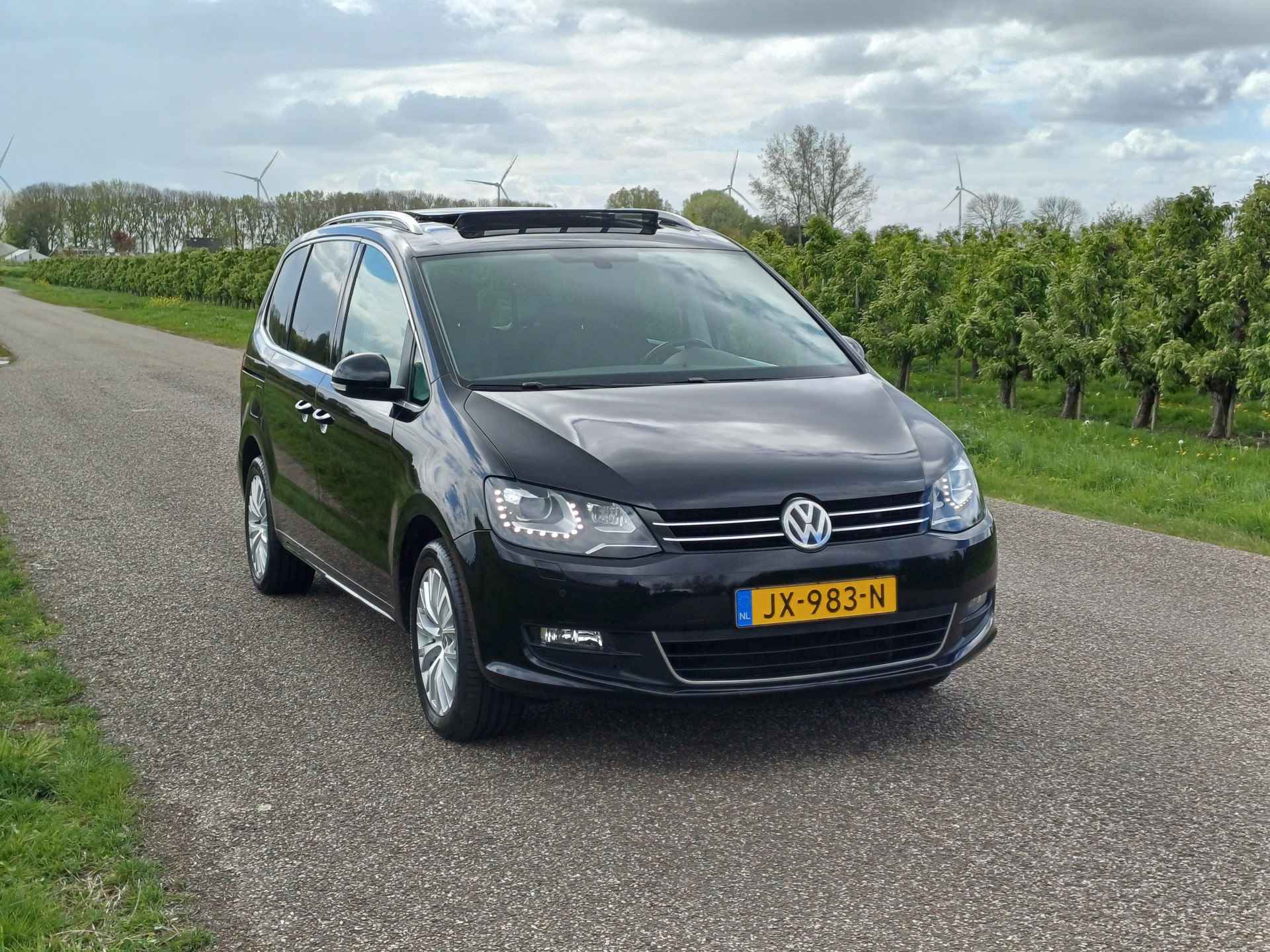 Volkswagen Sharan 7 Persoons 1.4 TSI Exclusive Series Pano dak | Navi | Cruise | Clima | Led | Trekh | Car Play | Parkh V+A - 6/50