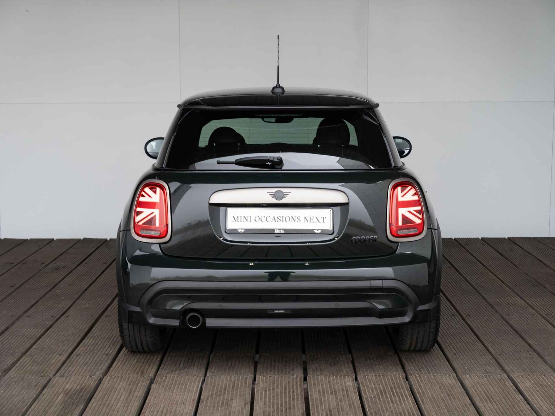 MINI 3-deurs Cooper Aut. Resolute Edition - 5/31