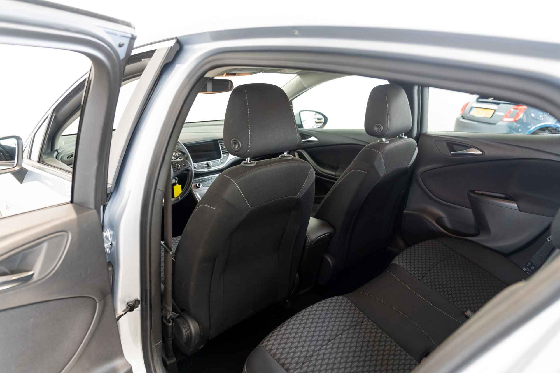 Opel Astra 1.4 Turbo 150PK Edition + | Climate Controle | Navigatie | Trekhaak | Parkeersensoren | Lichtmetalen velgen | - 11/33