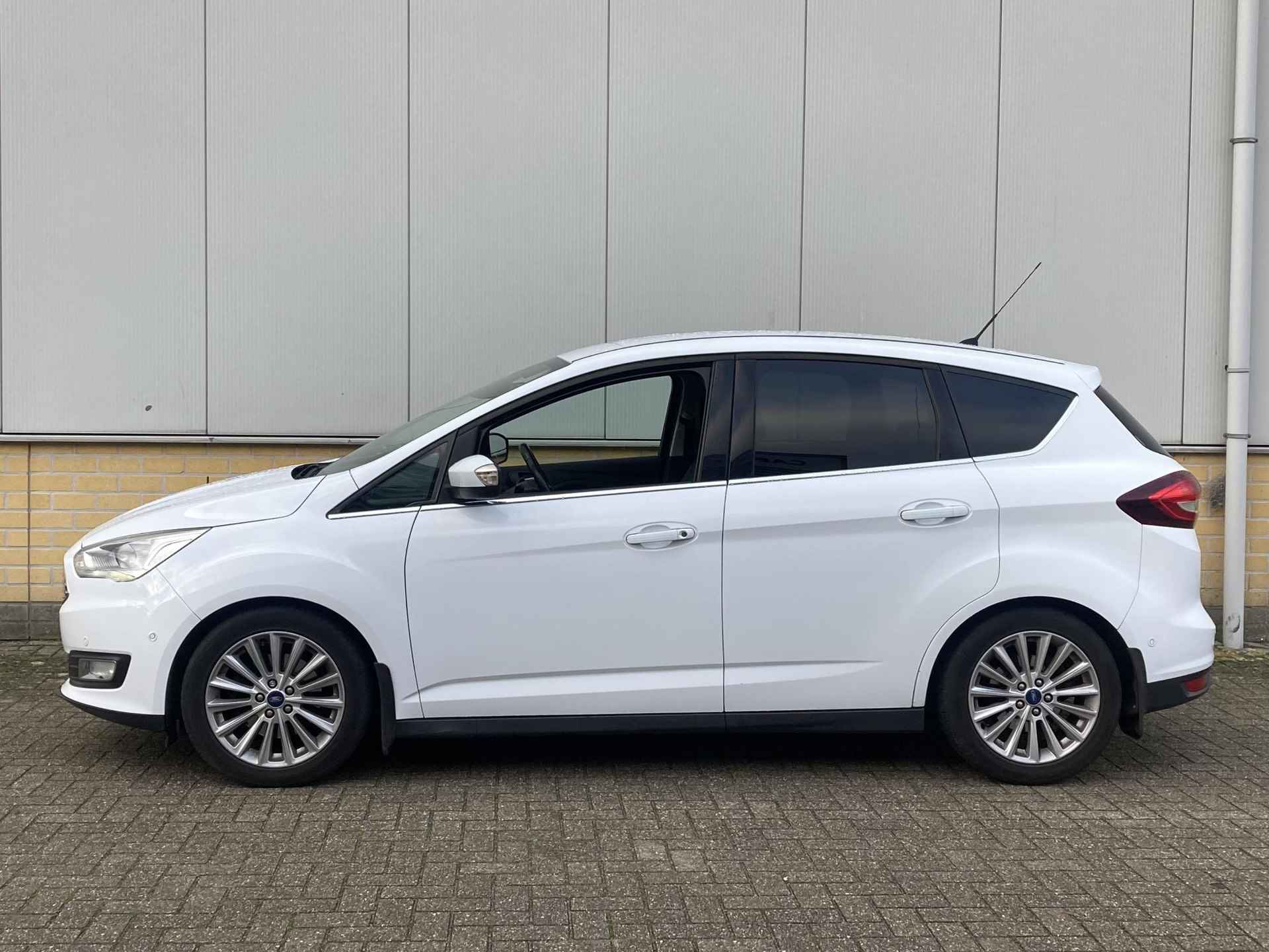 Ford C-Max 1.5 150pk Titanium-navi-trekhaak 1500kg geremd - 5/24