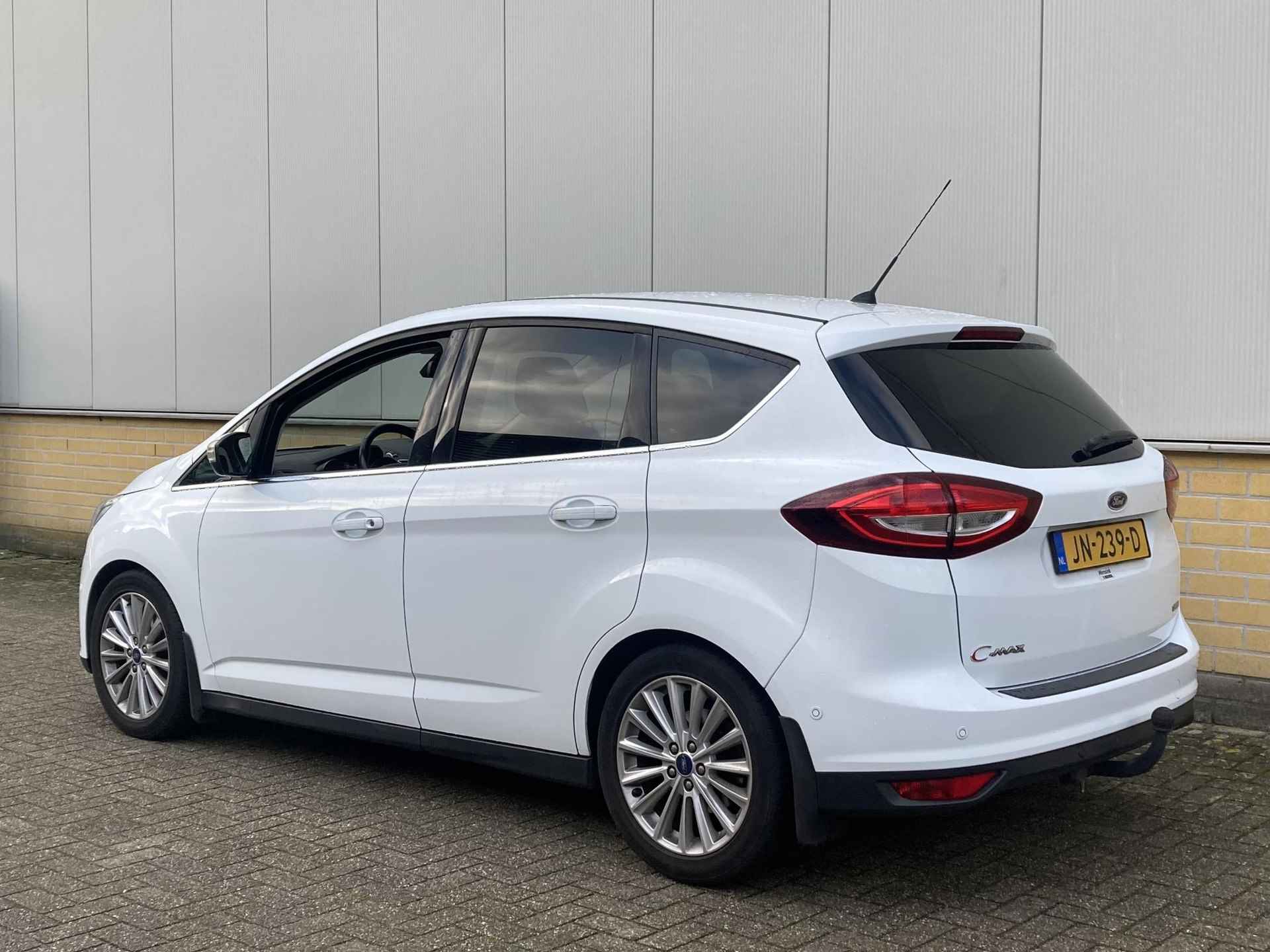 Ford C-Max 1.5 150pk Titanium-navi-trekhaak 1500kg geremd - 6/24