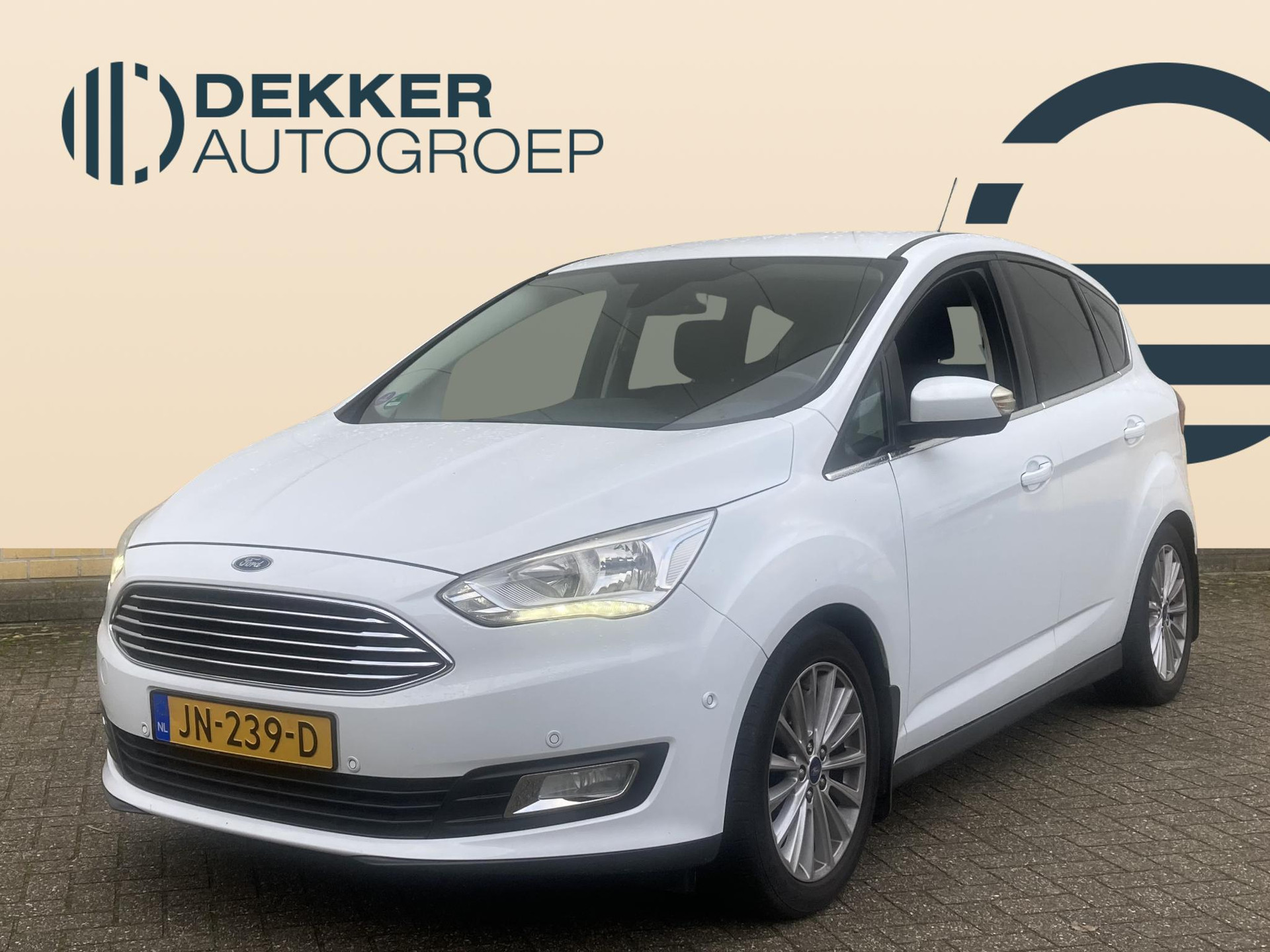 Ford C-Max 1.5 150pk Titanium-navi-trekhaak 1500kg geremd