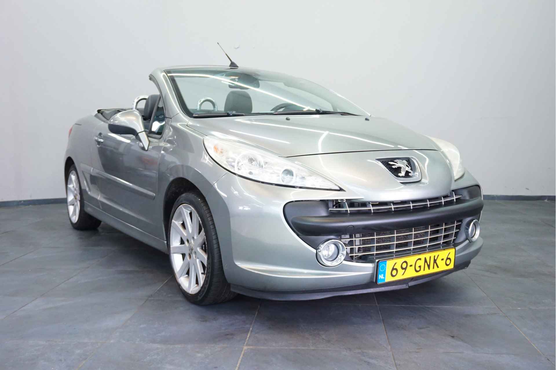 Peugeot 207 CC 1.6 VTi Roland Garros Airco Cruise - 17/36