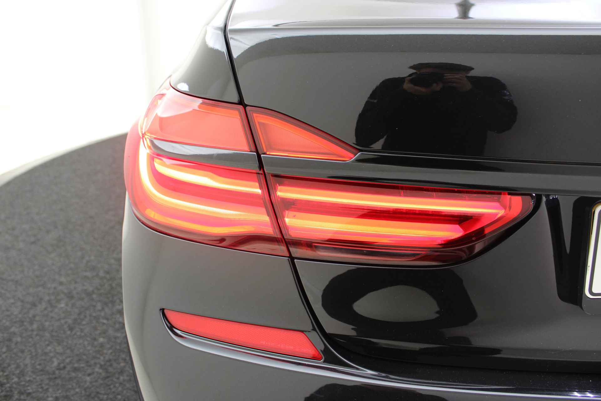 BMW 7 Serie 750Li xDrive High Executive M Sport Automaat / Panoramadak / Trekhaak / Massagefunctie voor + achter / Bowers & Wilkins / Laserlicht / TV functie / Night Vision - 65/65