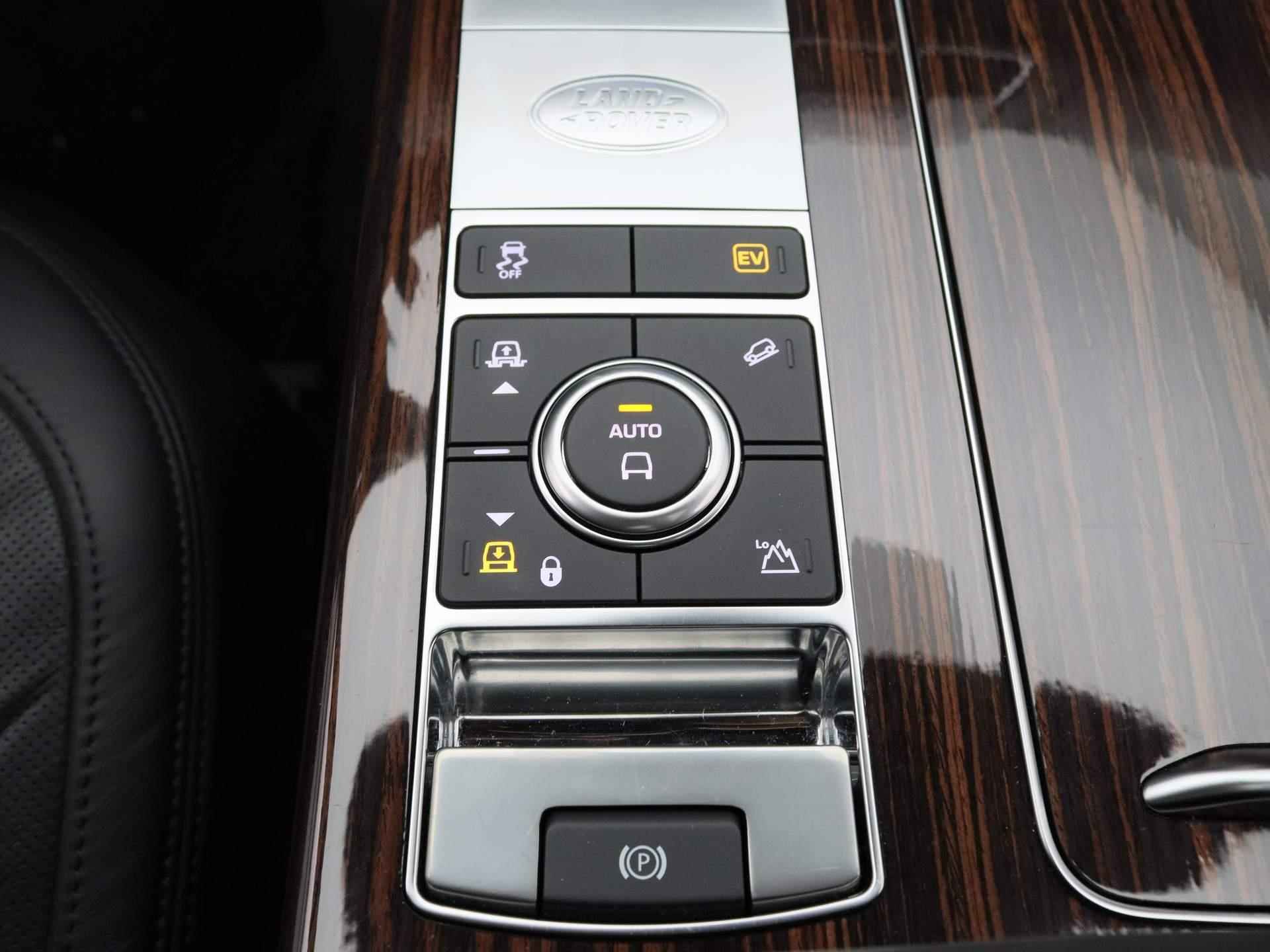 Land Rover Range Rover P400e Autobiography | Signature Sound | Massage stoelen voor | Trekhaak | Pixel Laser LED koplampen | klasse 4 alarm | Adaptive Cruise Control | Winter All-Season banden | NP € 168.346,- - 29/59
