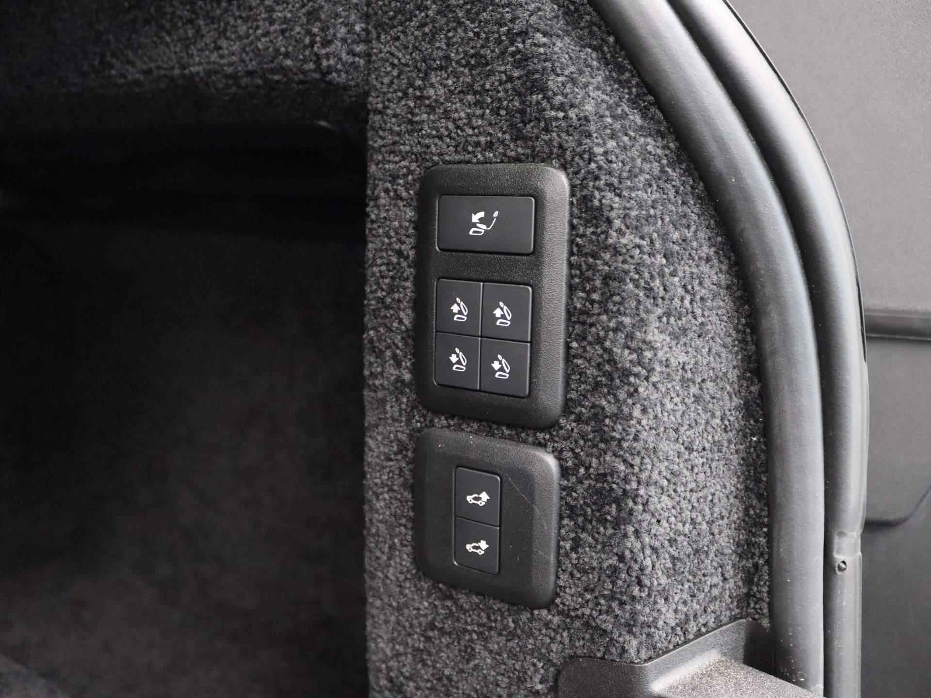 Land Rover Range Rover P400e Autobiography | Signature Sound | Massage stoelen voor | Trekhaak | Pixel Laser LED koplampen | klasse 4 alarm | Adaptive Cruise Control | Winter All-Season banden | NP € 168.346,- - 46/59