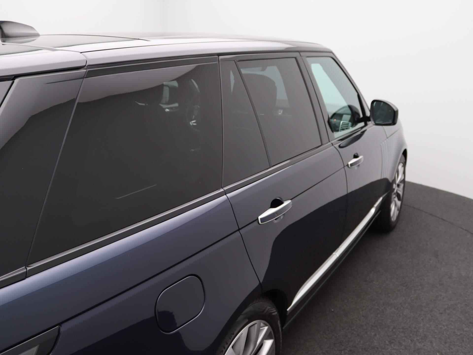 Land Rover Range Rover P400e Autobiography | Signature Sound | Massage stoelen voor | Trekhaak | Pixel Laser LED koplampen | klasse 4 alarm | Adaptive Cruise Control | Winter All-Season banden | NP € 168.346,- - 54/59