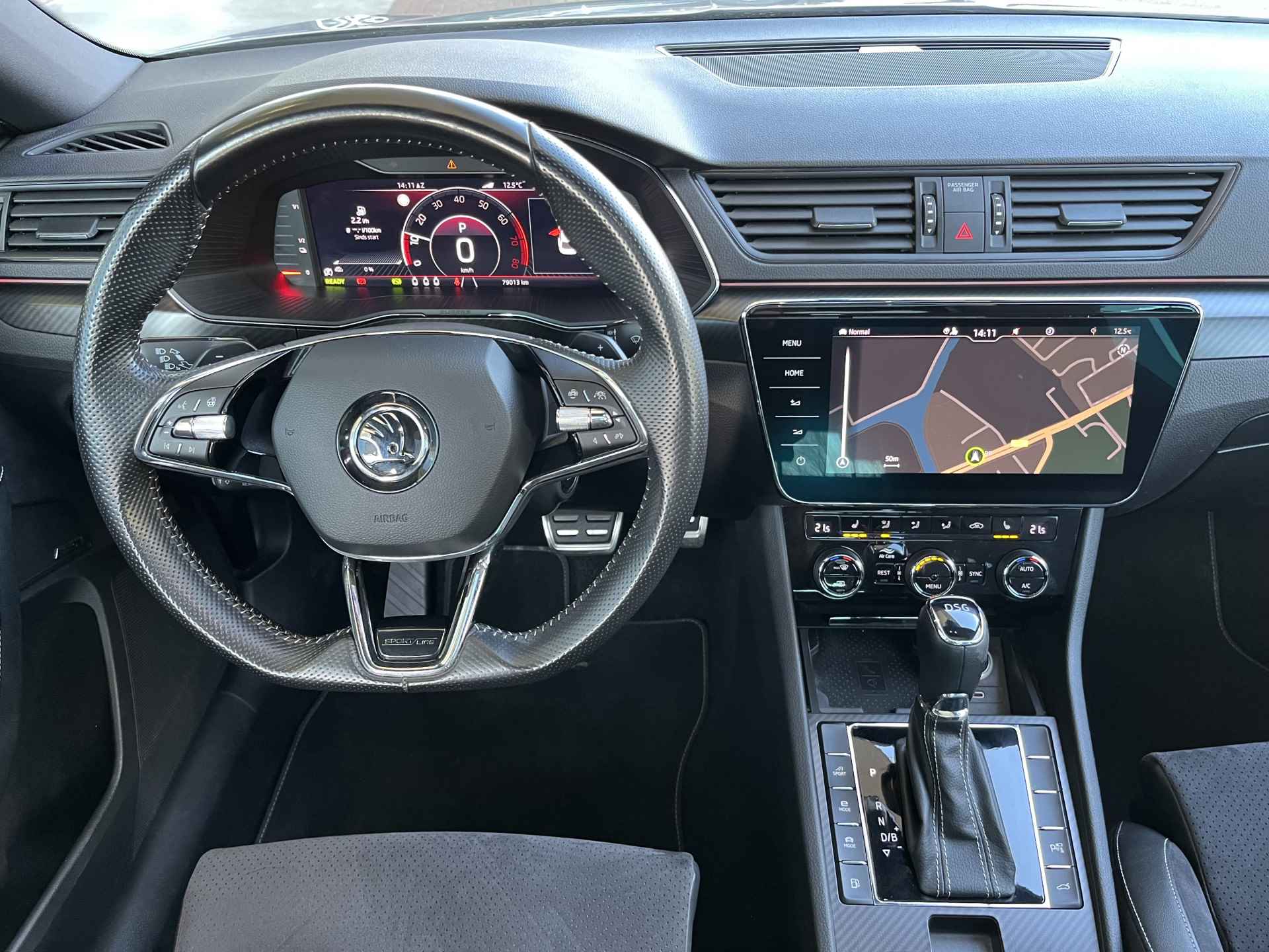 Škoda Superb Combi 1.4 TSI iV Sportline Business / Panorama dak / Trekhaak Elek. / Virtual Cockpit / Memory seat /19 Inch / 218PK - 27/41