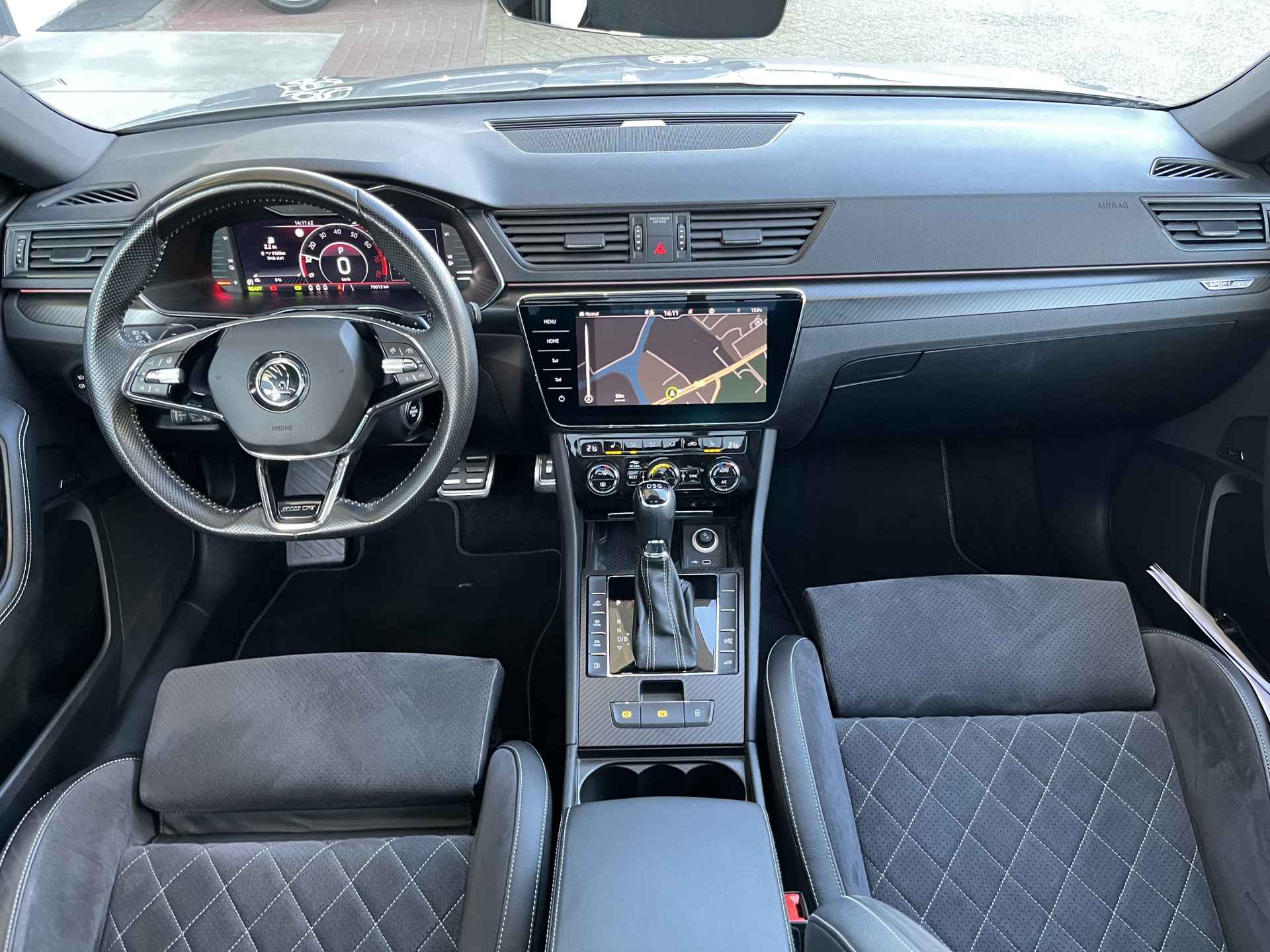 Škoda Superb Combi 1.4 TSI iV Sportline Business / Panorama dak / Trekhaak Elek. / Virtual Cockpit / Memory seat /19 Inch / 218PK - 5/41