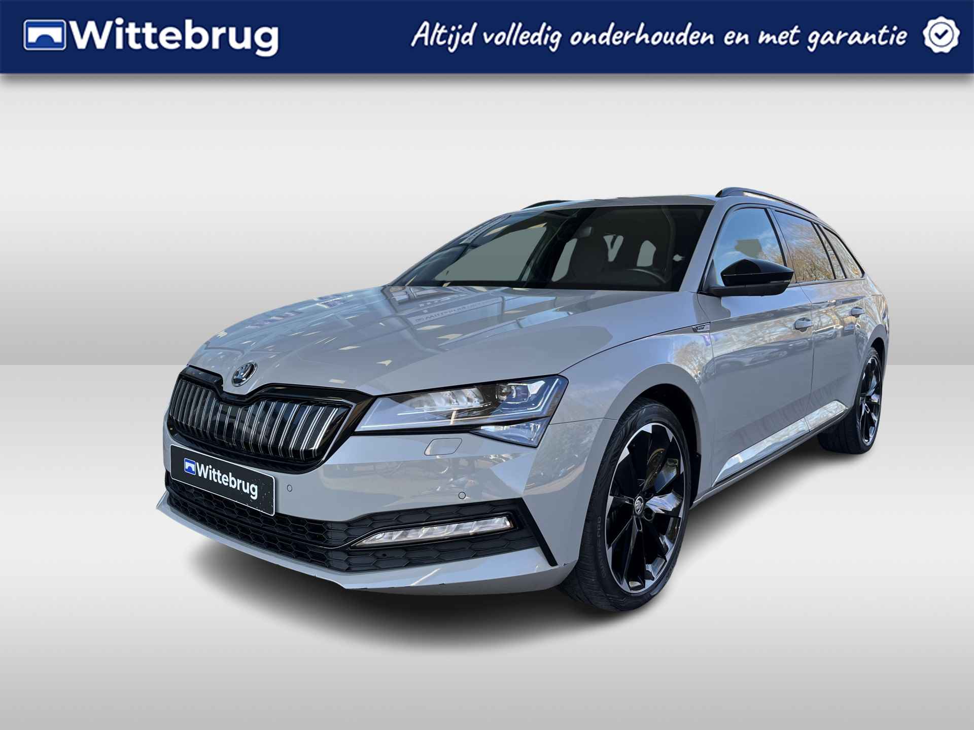 Škoda Superb Combi 1.4 TSI iV Sportline Business / Panorama dak / Trekhaak Elek. / Virtual Cockpit / Memory seat /19 Inch / 218PK