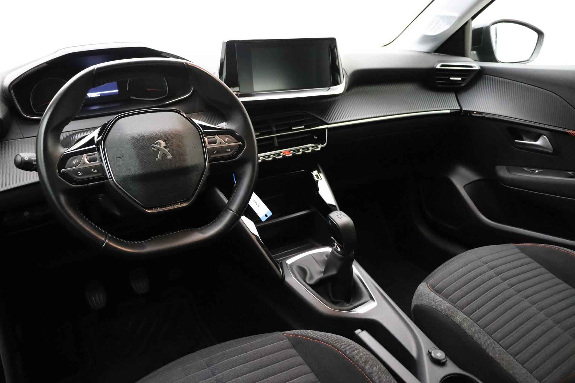 Peugeot 208 1.2 PureTech Active | Apple Carplay/Android Auto | Parkeersensor achter | Voorstoelen verwarmd | LED dagrijverlichting | Cruise control | Airco - 4/27