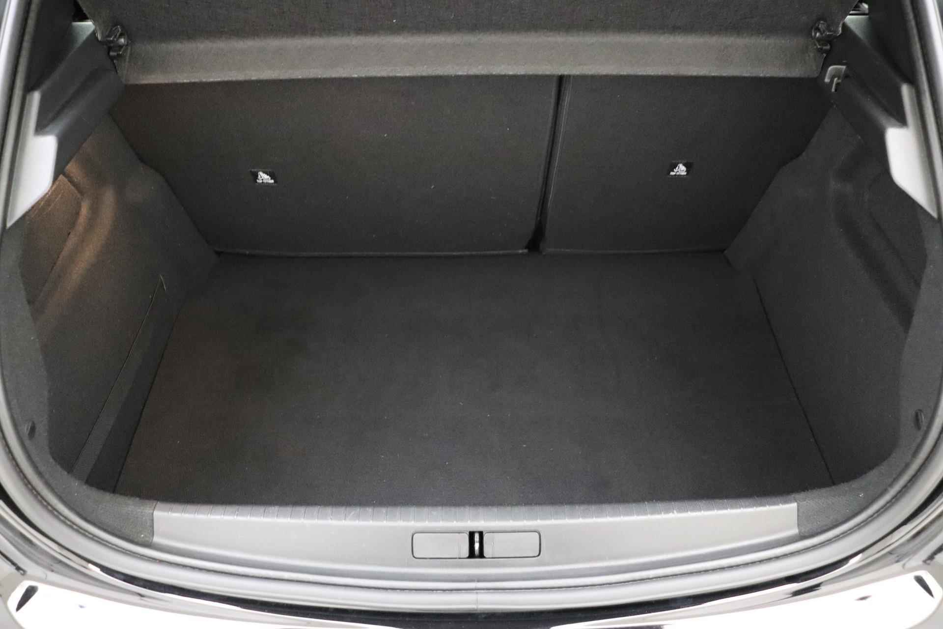Peugeot 208 1.2 PureTech Active | Apple Carplay/Android Auto | Parkeersensor achter | Voorstoelen verwarmd | LED dagrijverlichting | Cruise control | Airco - 11/27