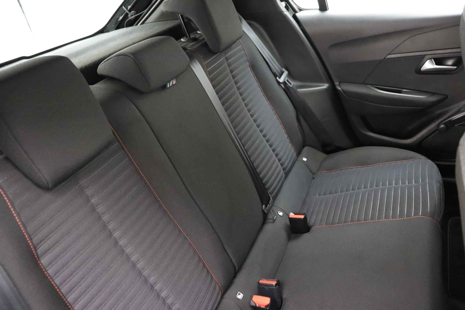 Peugeot 208 1.2 PureTech Active | Apple Carplay/Android Auto | Parkeersensor achter | Voorstoelen verwarmd | LED dagrijverlichting | Cruise control | Airco - 15/27