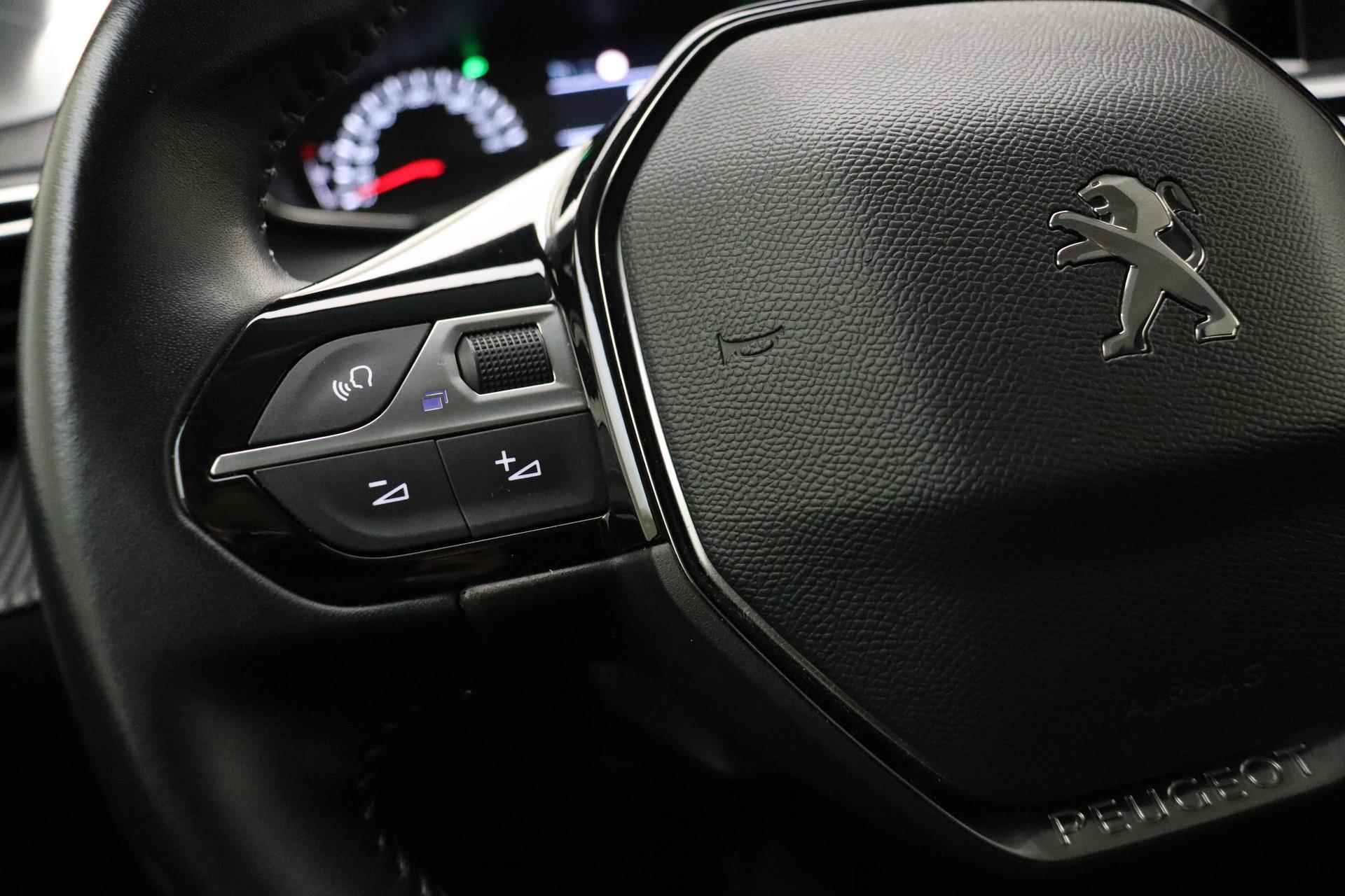 Peugeot 208 1.2 PureTech Active | Apple Carplay/Android Auto | Parkeersensor achter | Voorstoelen verwarmd | LED dagrijverlichting | Cruise control | Airco - 17/27